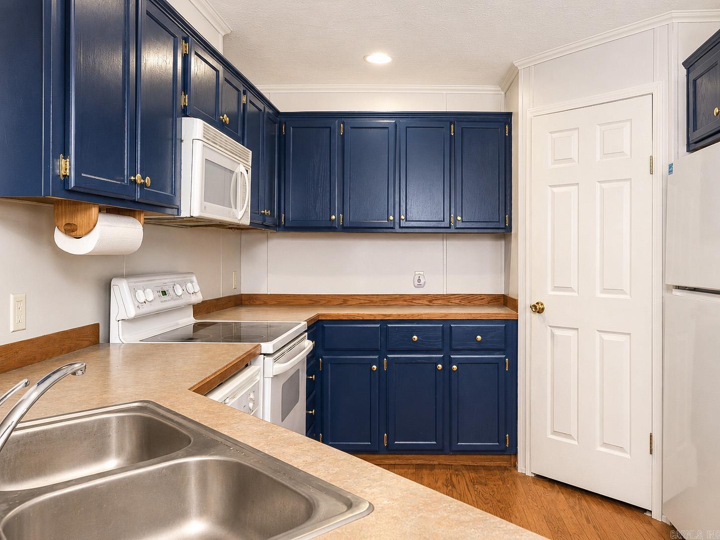 Meadowood #3 - Residential