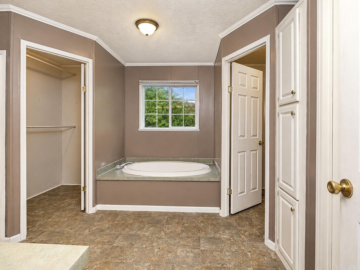 Meadowood #3 - Residential