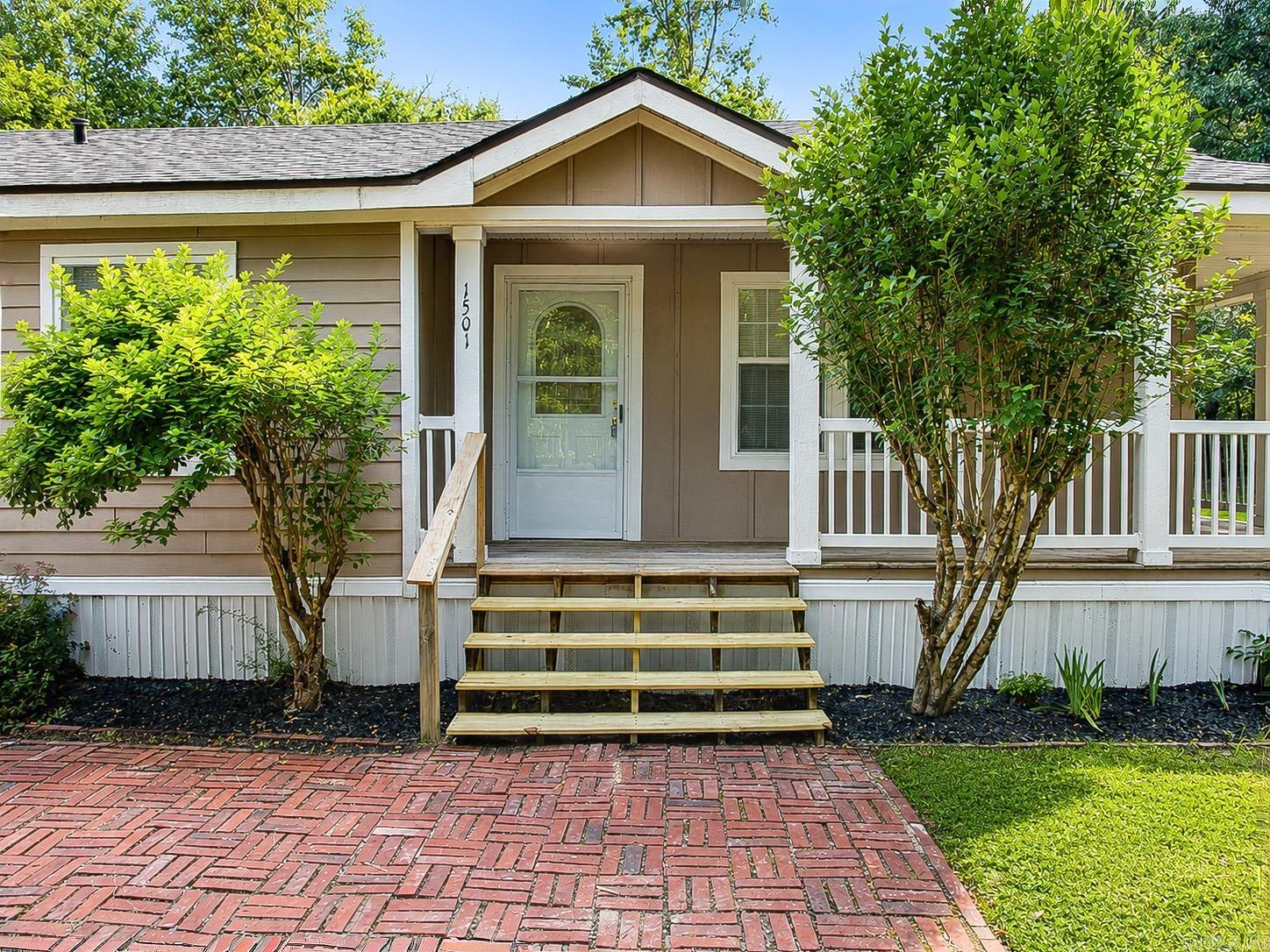Meadowood #3 - Residential