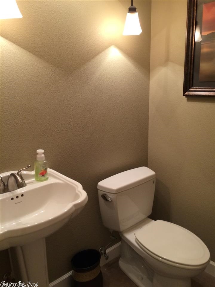 NORTH POINTE ADDN - Residential