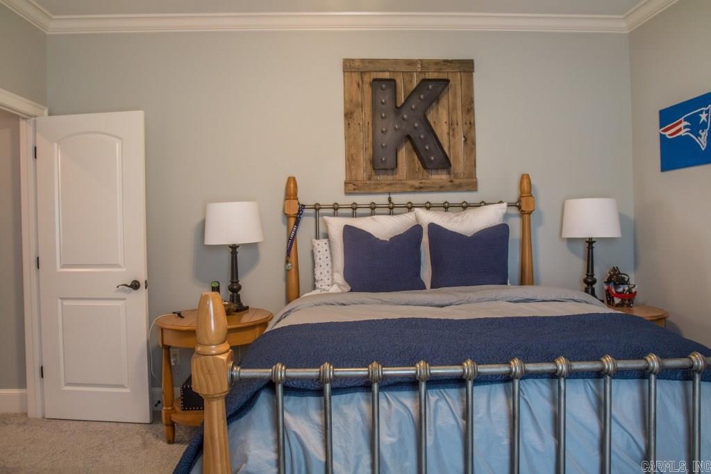 WOODLANDS EDGE - Residential