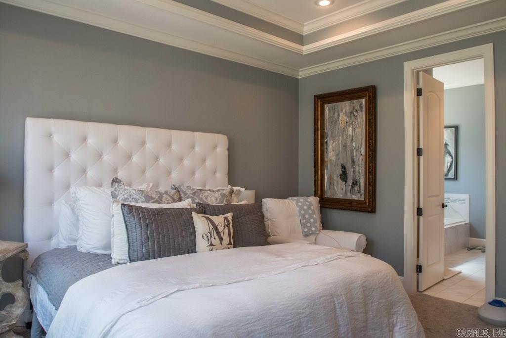 WOODLANDS EDGE - Residential