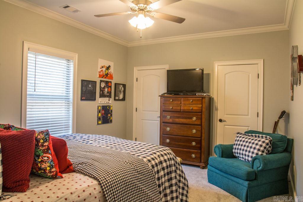 WOODLANDS EDGE - Residential