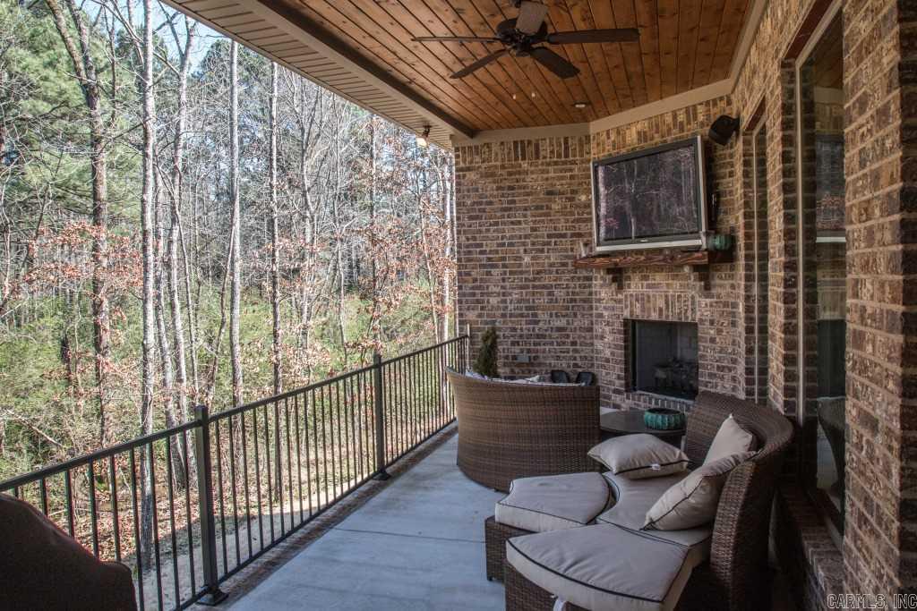 WOODLANDS EDGE - Residential