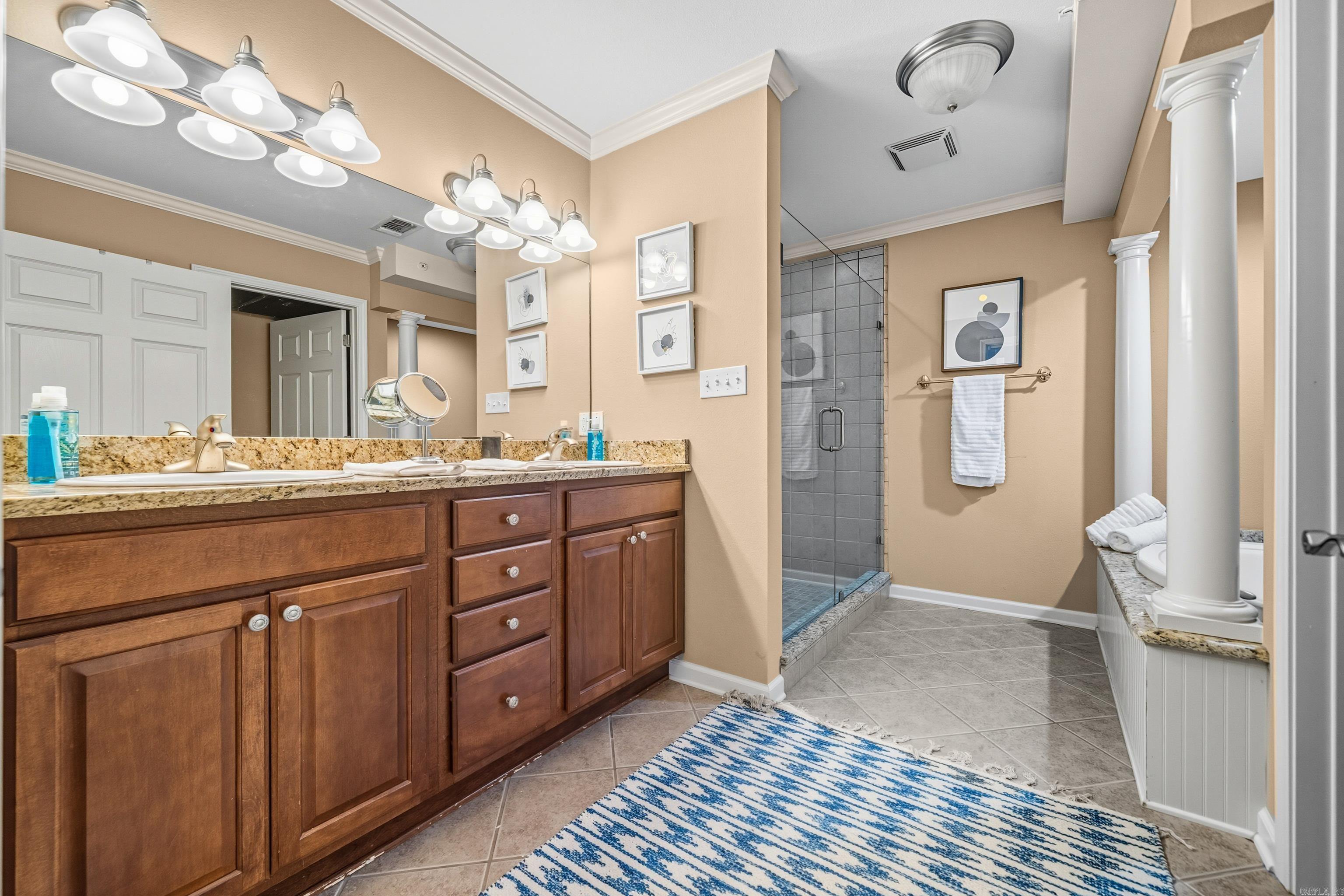 GRAND POINTE VIEW HPR - Residential
