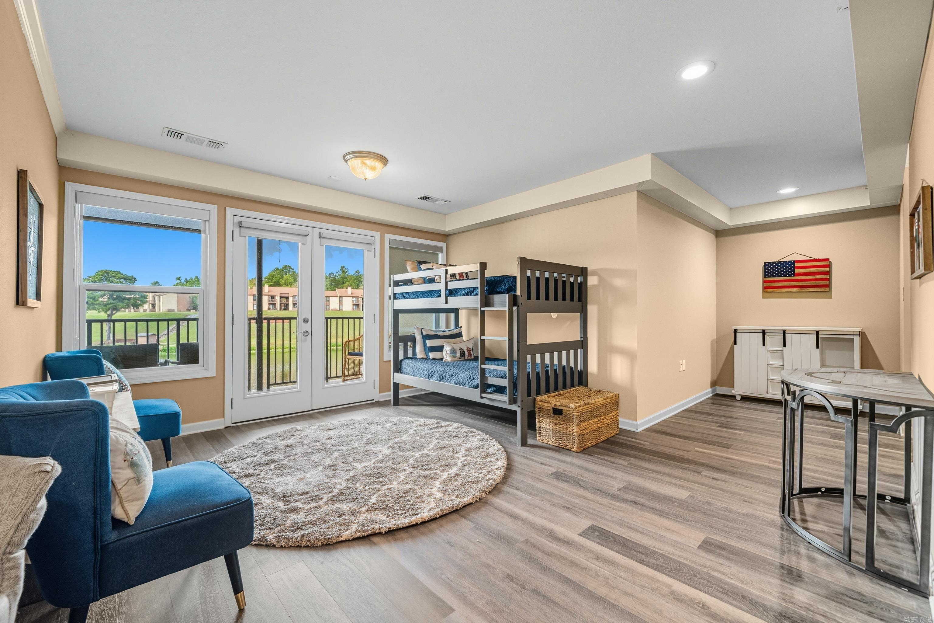 GRAND POINTE VIEW HPR - Residential