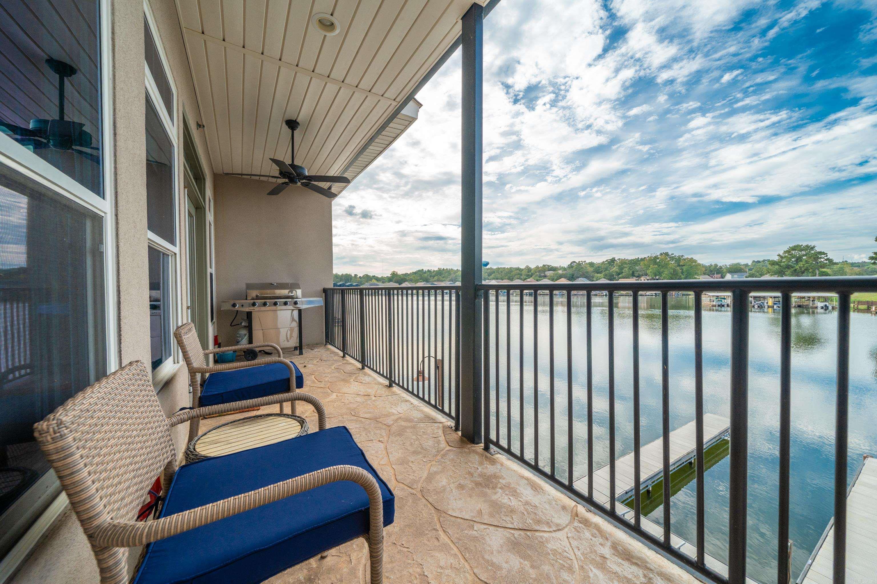 GRAND POINTE VIEW HPR - Residential