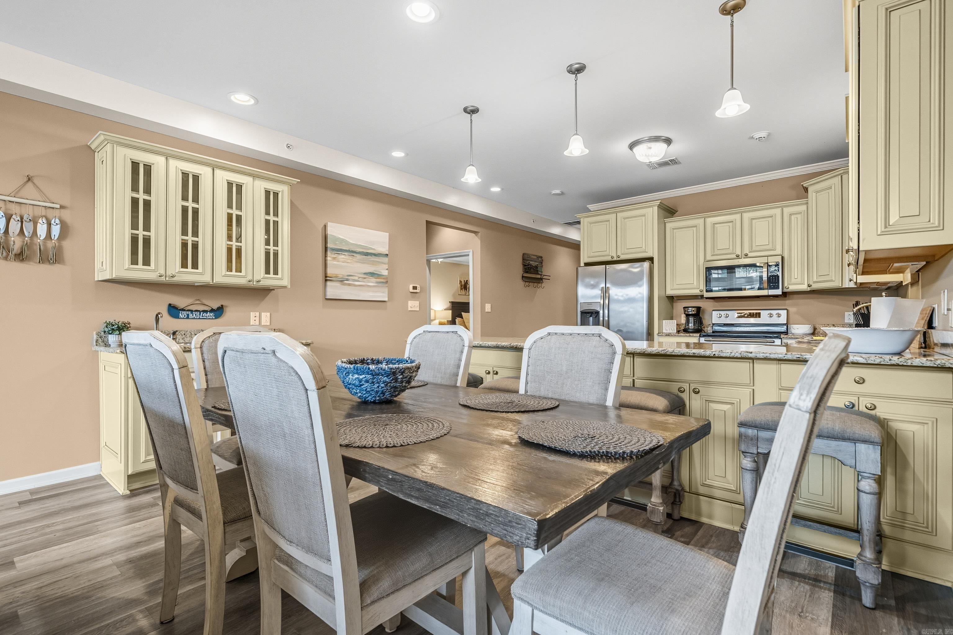 GRAND POINTE VIEW HPR - Residential