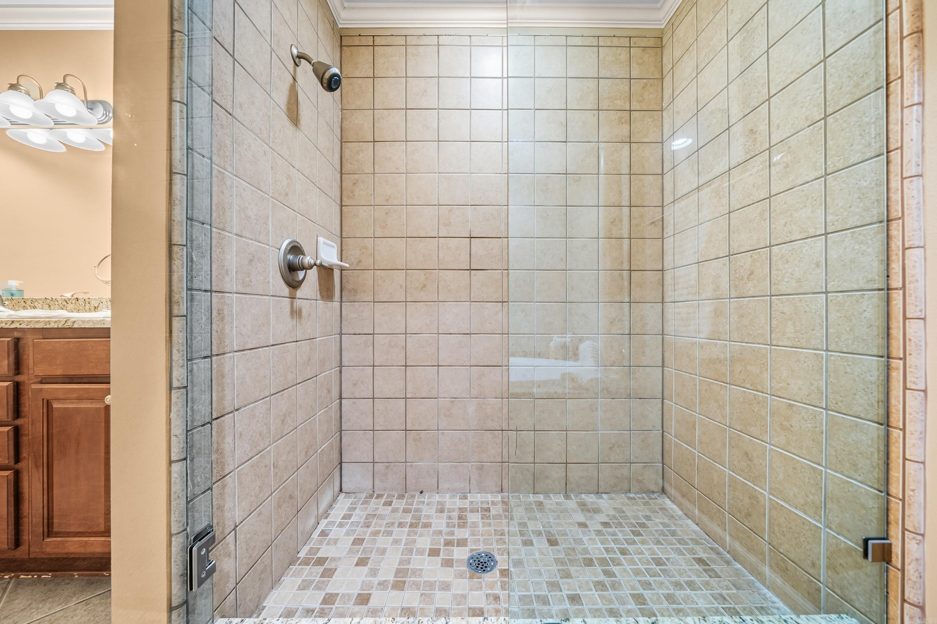 GRAND POINTE VIEW HPR - Residential