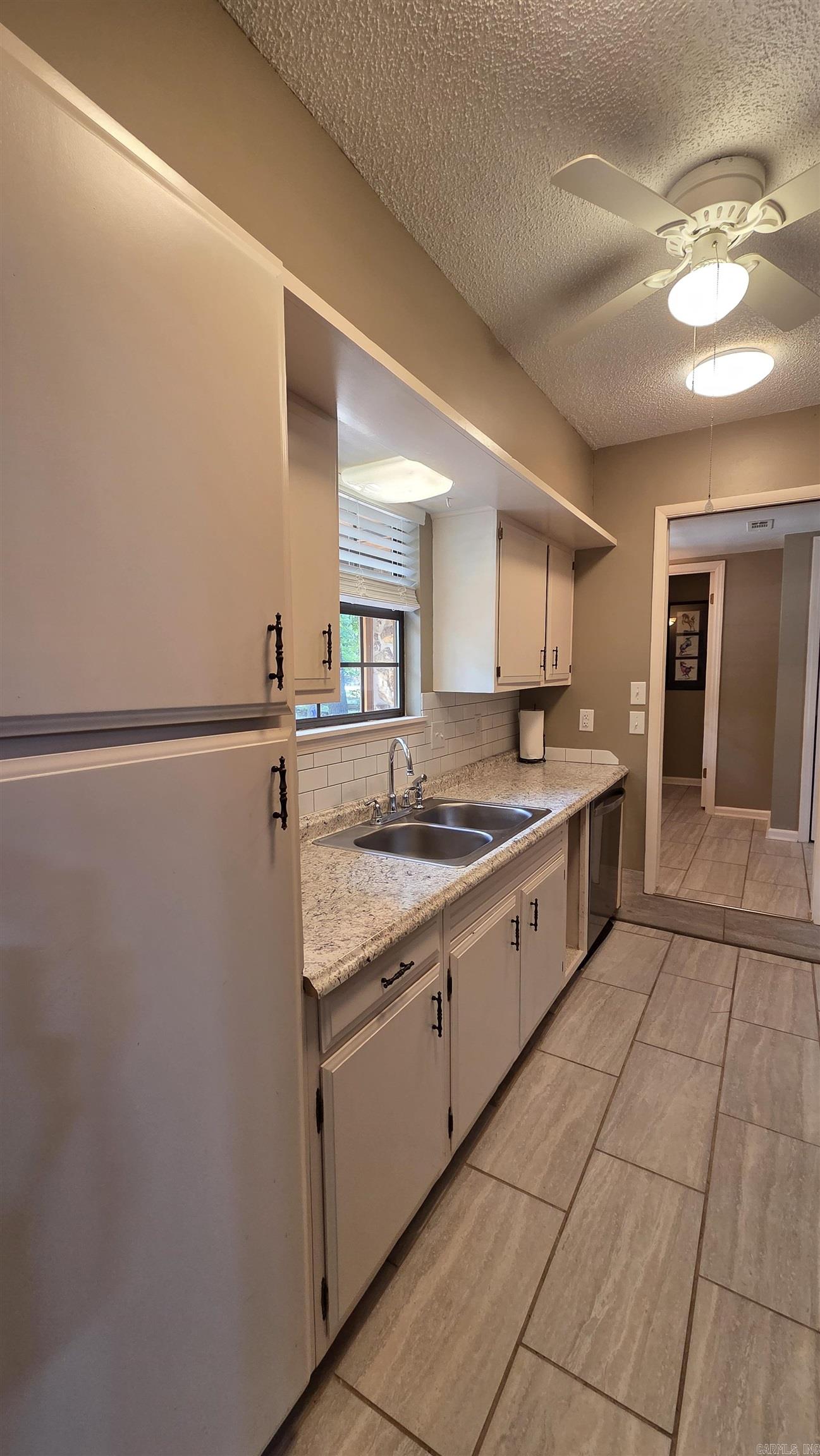 CASTLE RIDGE - Residential