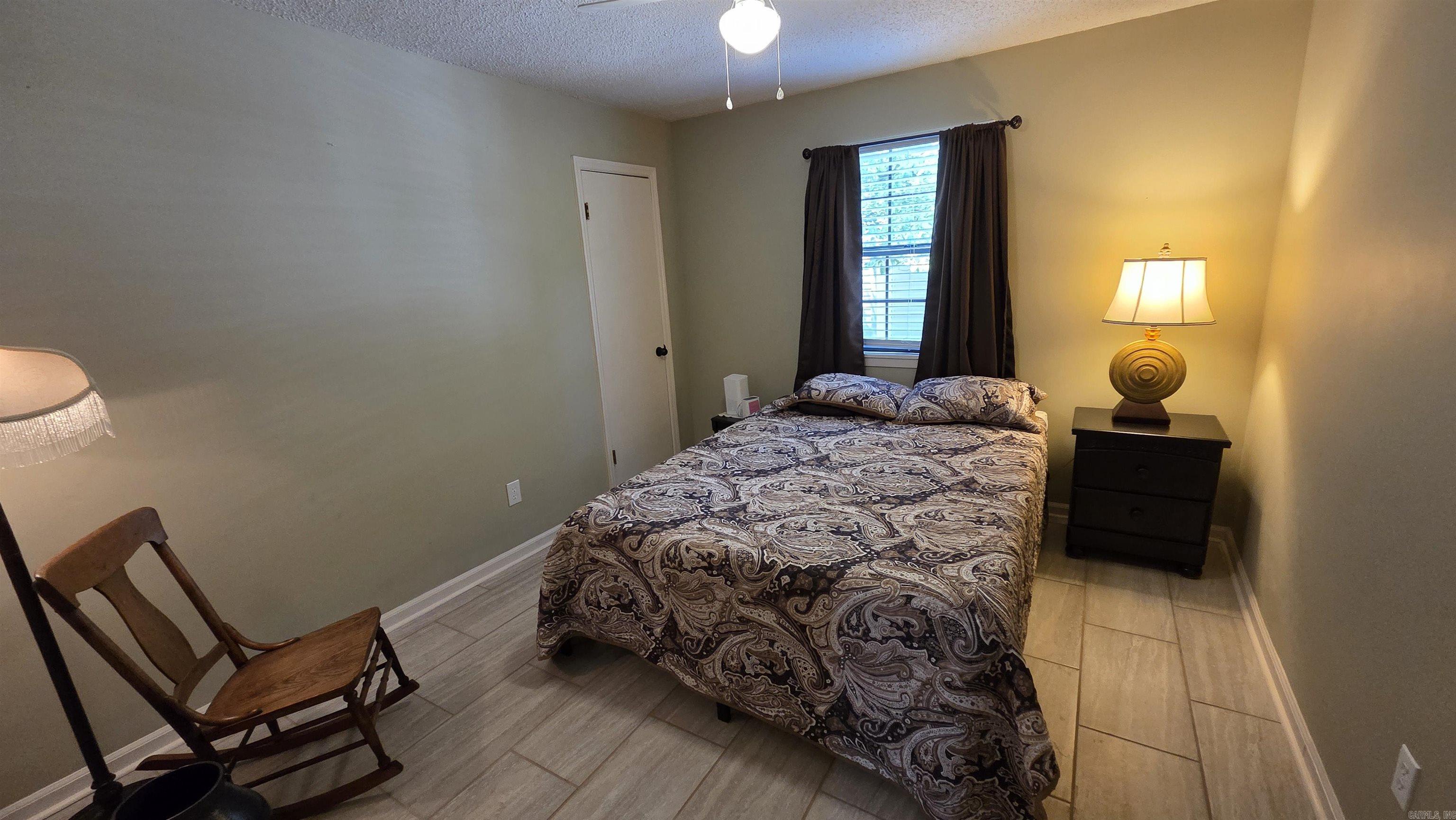 CASTLE RIDGE - Residential
