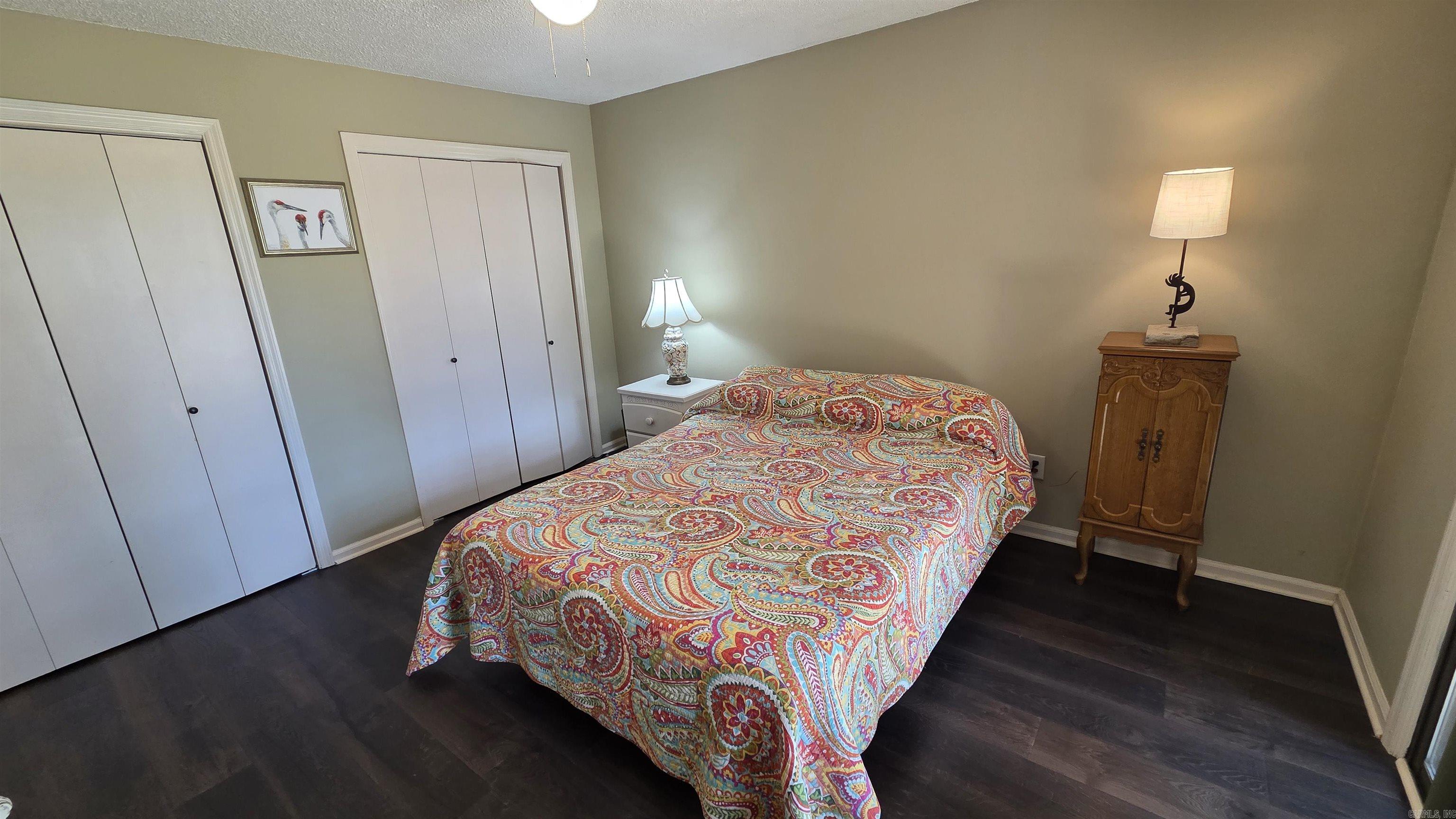 CASTLE RIDGE - Residential