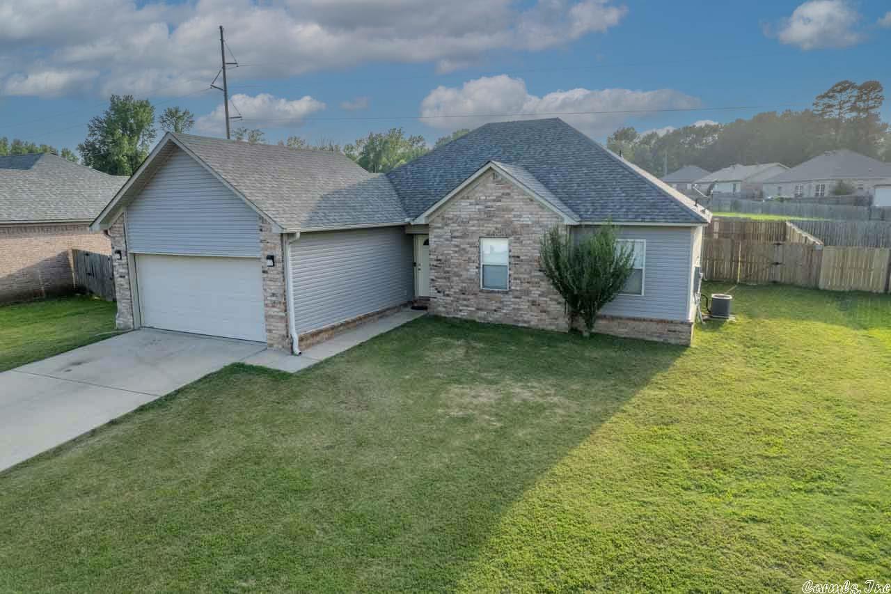 You must see this 3 bed 2 bath home conveniently located off of hwy 38 just minutes from 67/167. This home features an open concept living, dining, and kitchen space complete with updated appliances and a nice pantry. Main bedroom is apart and features an en suite bath. Back yard is spacious and fully fenced. Pergola over patio area is the perfect spot to relax and unwind. Check out the custom cabinets in the garage that are perfect for storing all your tools. New roof June 2022. Agents see remarks.