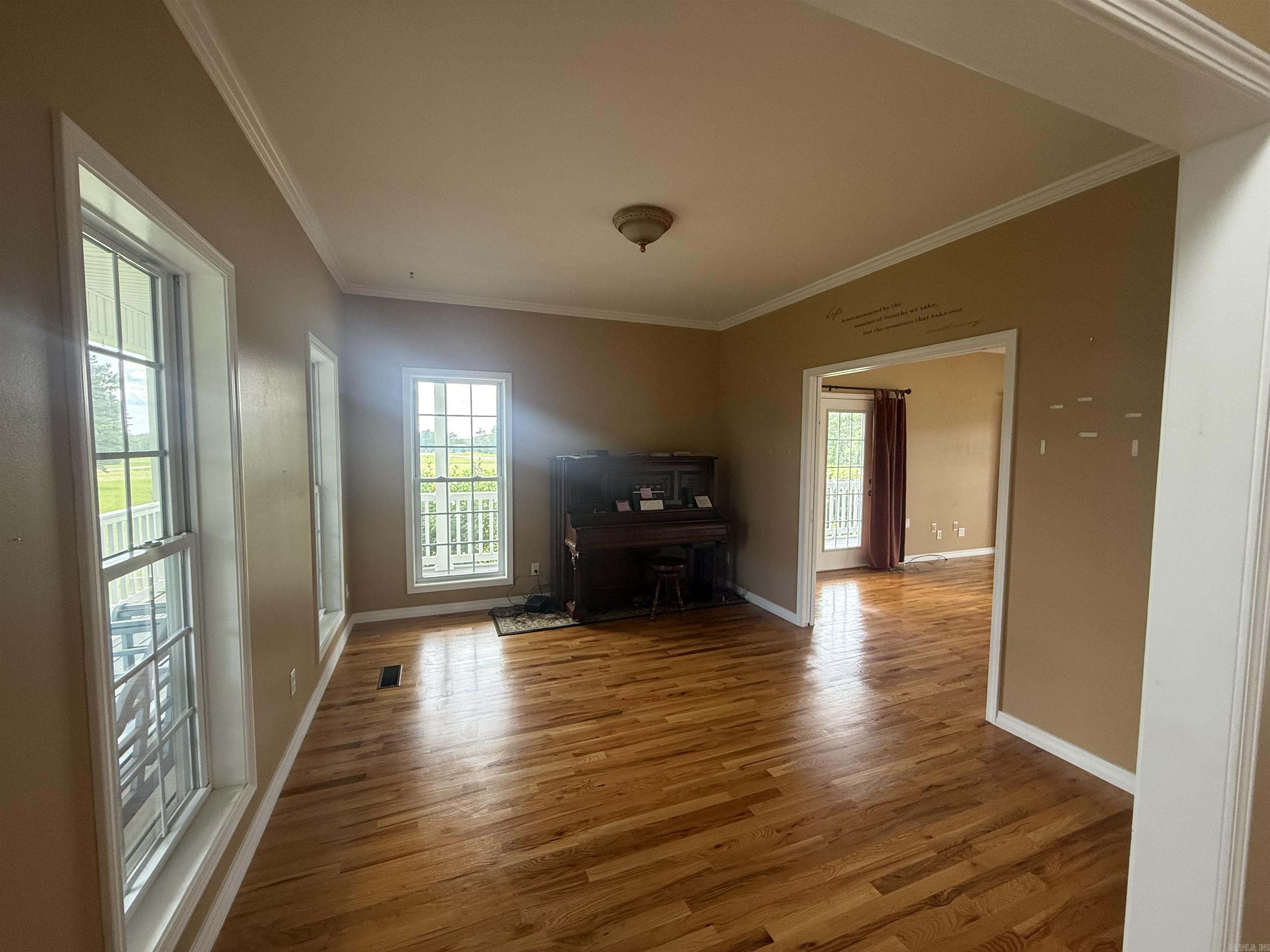 HOLLEY MOUNTAIN AIRPARK - Residential
