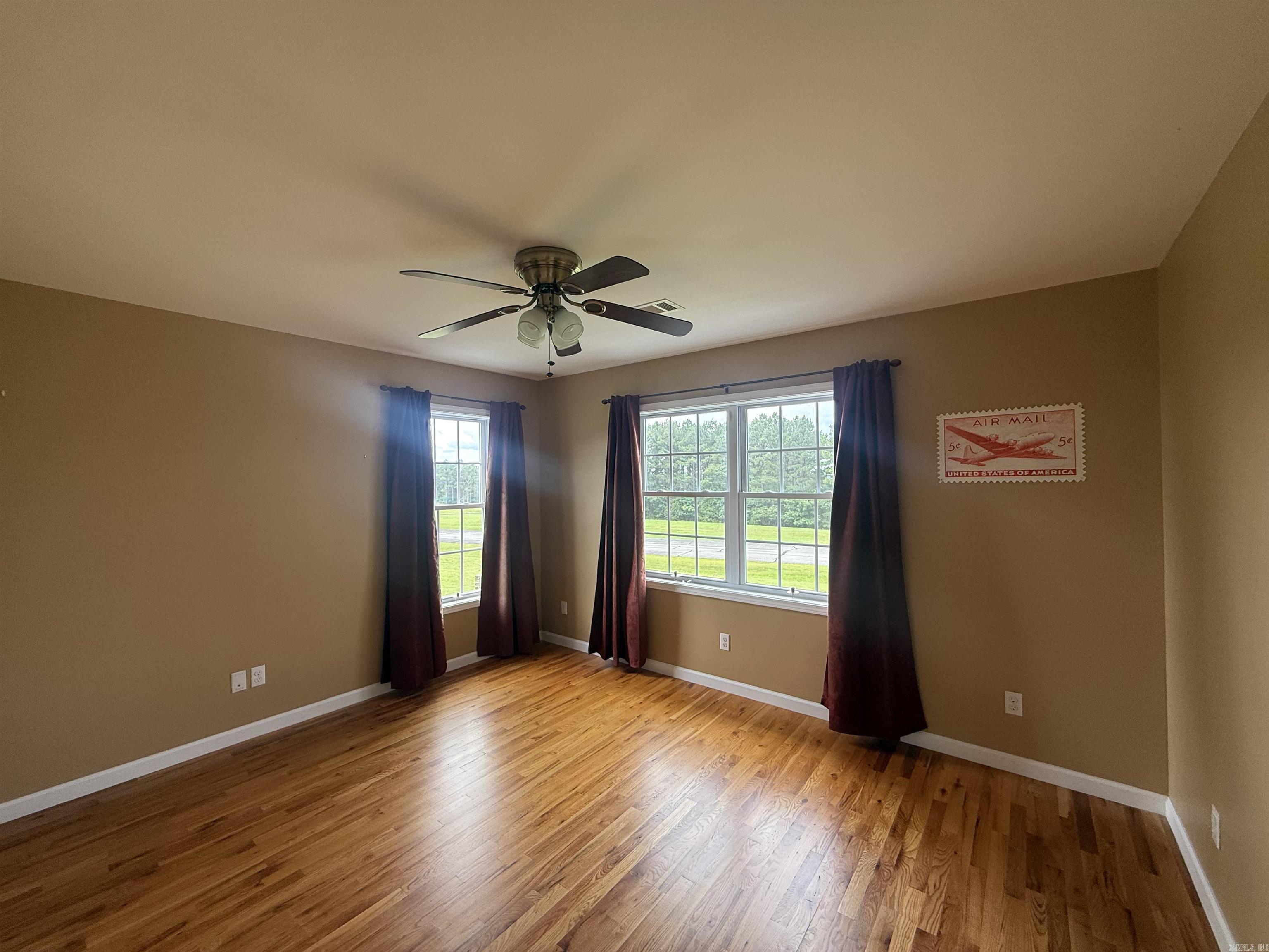 HOLLEY MOUNTAIN AIRPARK - Residential
