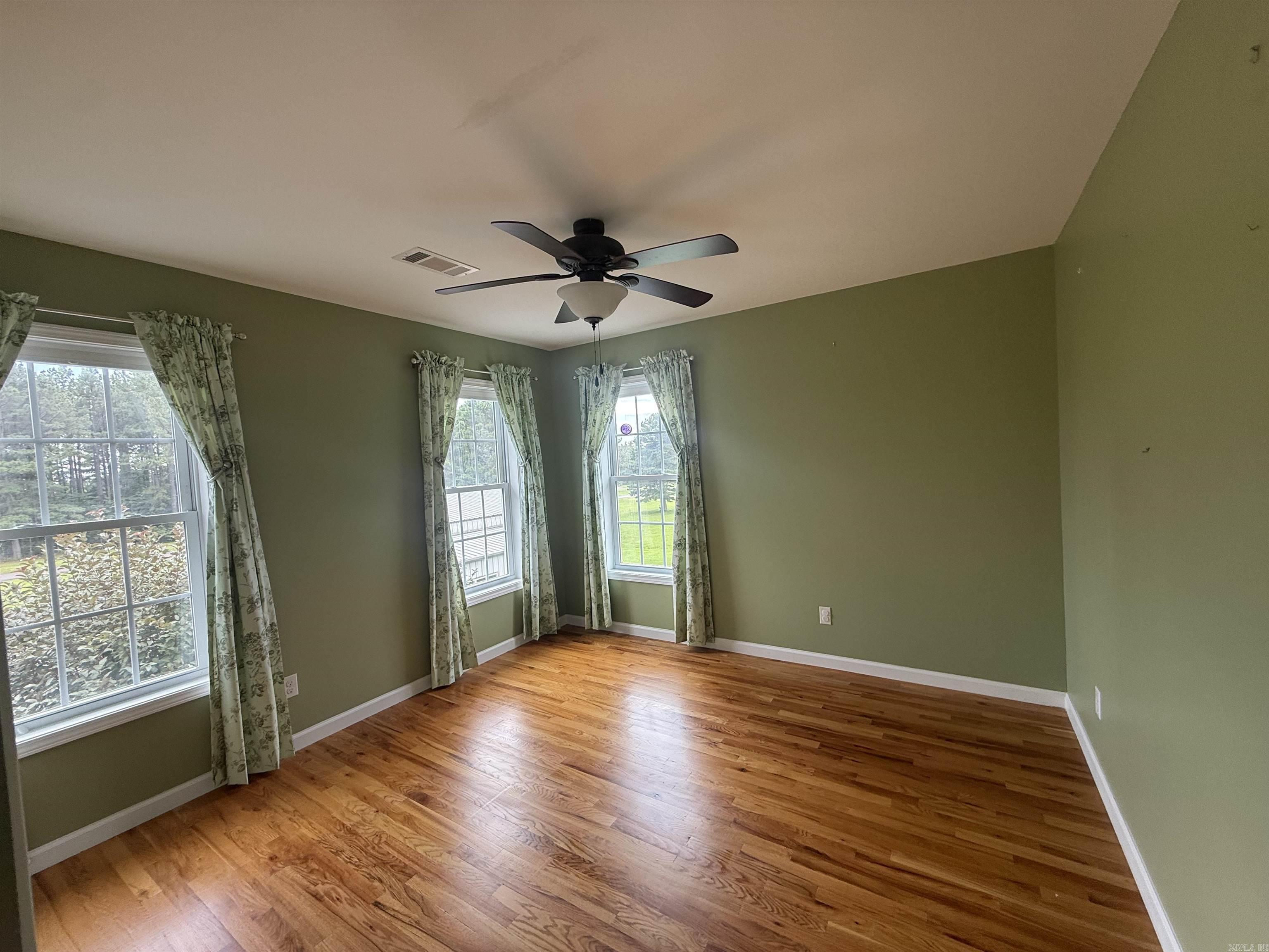 HOLLEY MOUNTAIN AIRPARK - Residential