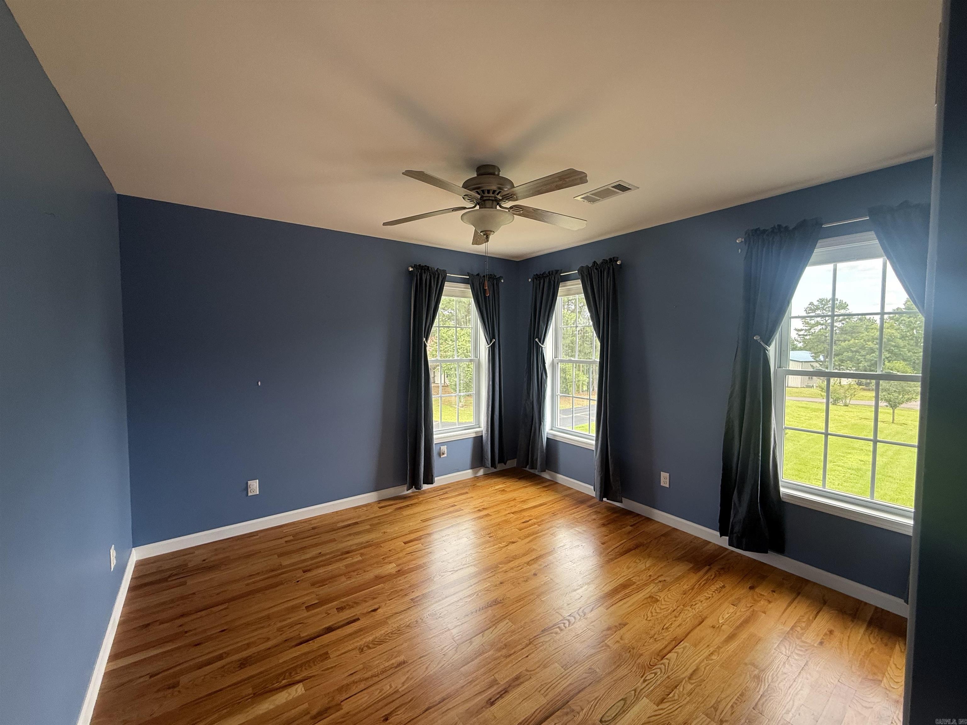 HOLLEY MOUNTAIN AIRPARK - Residential