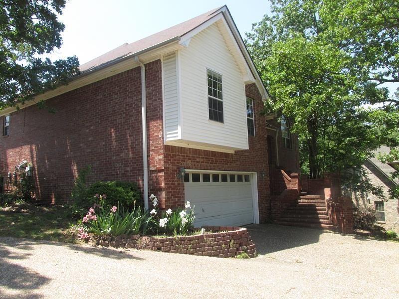 Saddletop - Residential