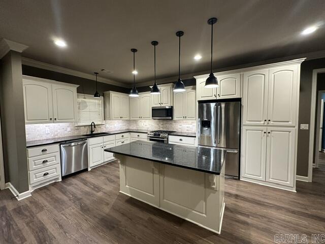 EAGLE ESTATES - Residential