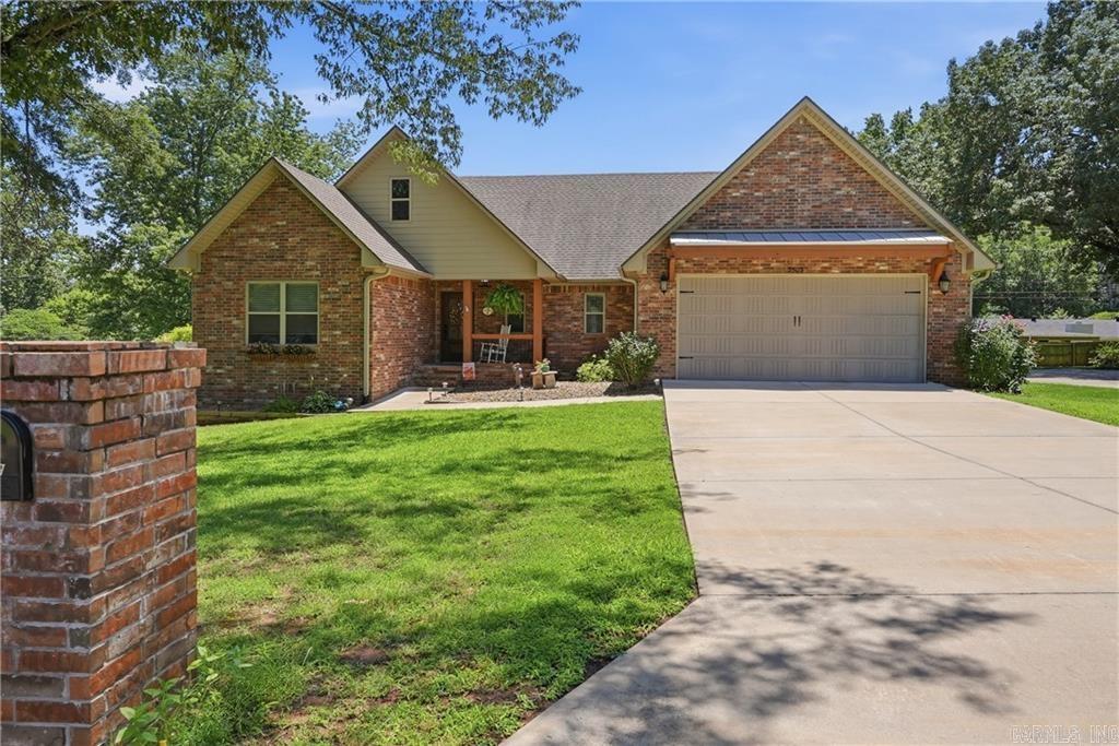 COLONIAL HEIGHTS - Residential