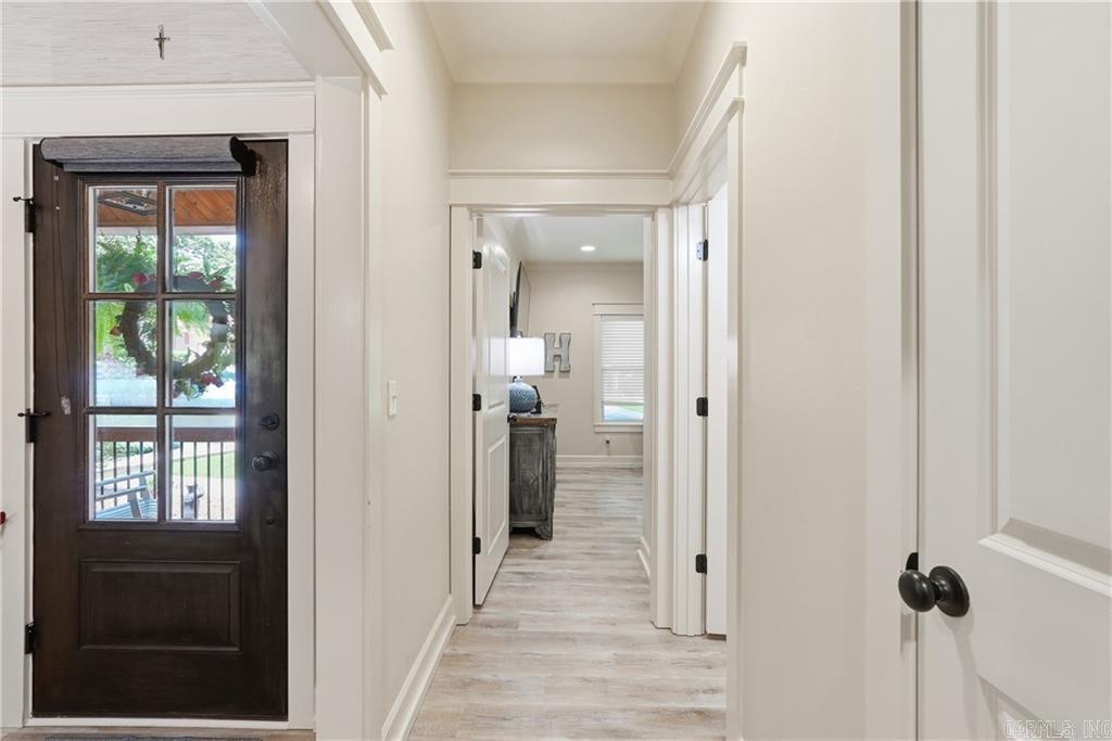 COLONIAL HEIGHTS - Residential