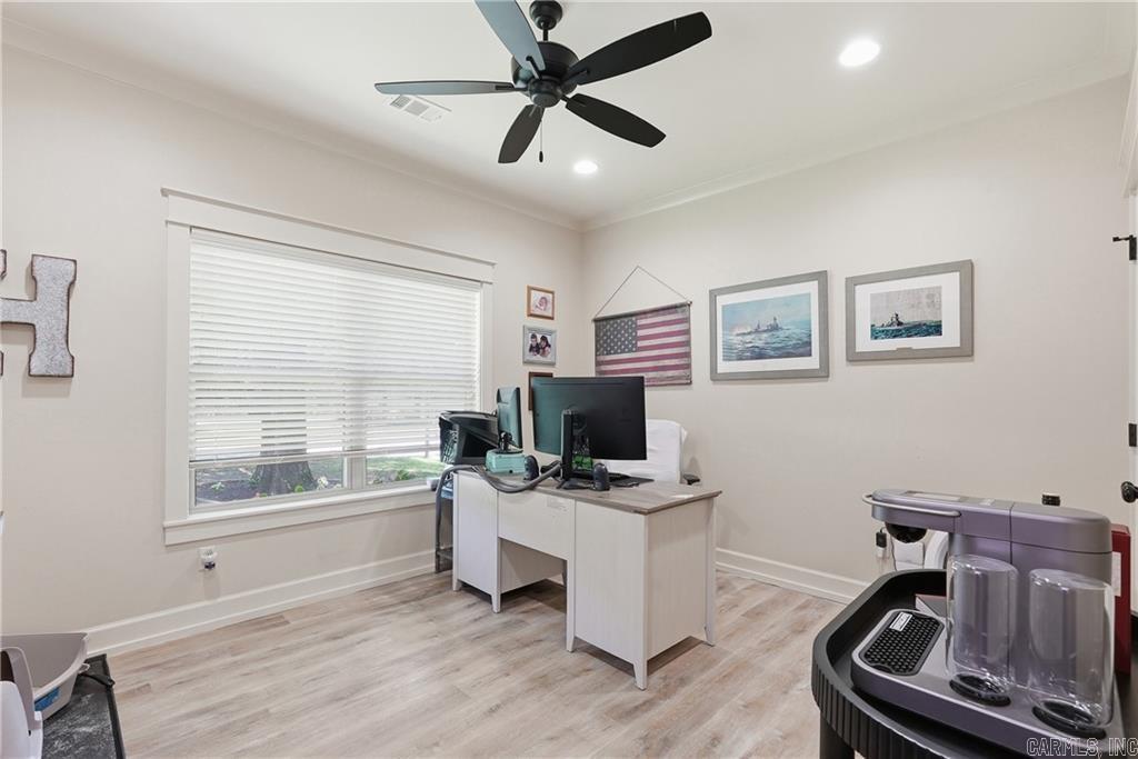 COLONIAL HEIGHTS - Residential