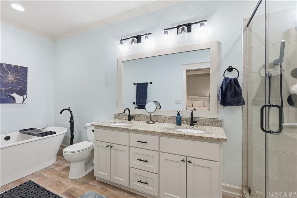 COLONIAL HEIGHTS - Residential