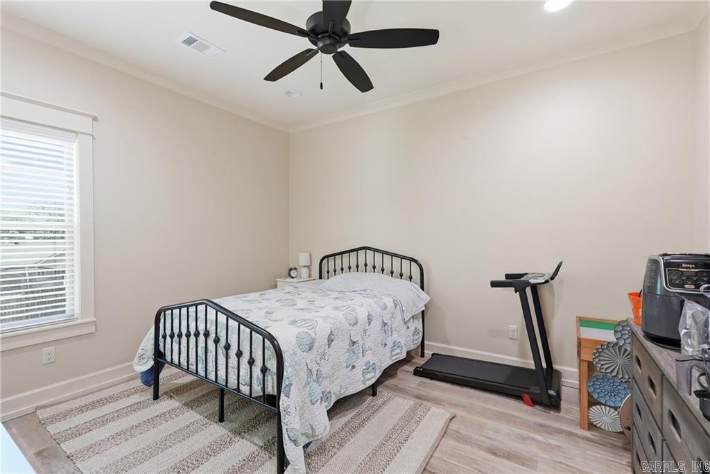COLONIAL HEIGHTS - Residential