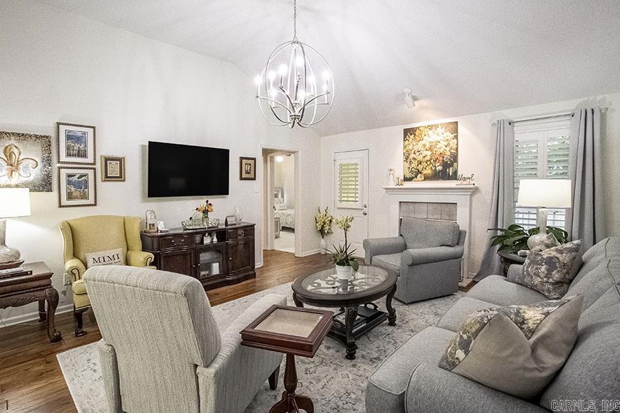 CRYSTAL VALLEY MANOR - Residential