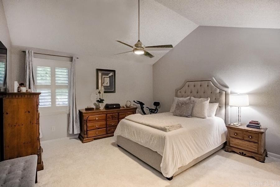 CRYSTAL VALLEY MANOR - Residential