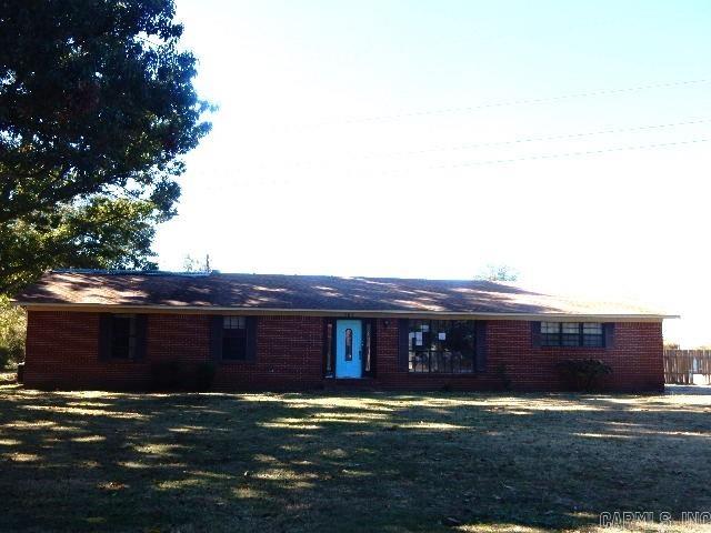 Looking For A Home In The Country- But Not To Far From The City. This One May Be Just The Home! It Has 3 Bedrooms Could Be Converted To 4 Easily, 1.5 Baths, Large Living Room, Kitchen/Dining Area. It Also Has A Building Perfect Sized For Hobbies Or Storage. This Is All Located On A Large Lot Size.  All Data Per County Tax Records Buyers Must Be Pre-Approved If Financing Or Have Proof Of Funds If Purchasing With Cash Prior To Having An Offer Submitted.