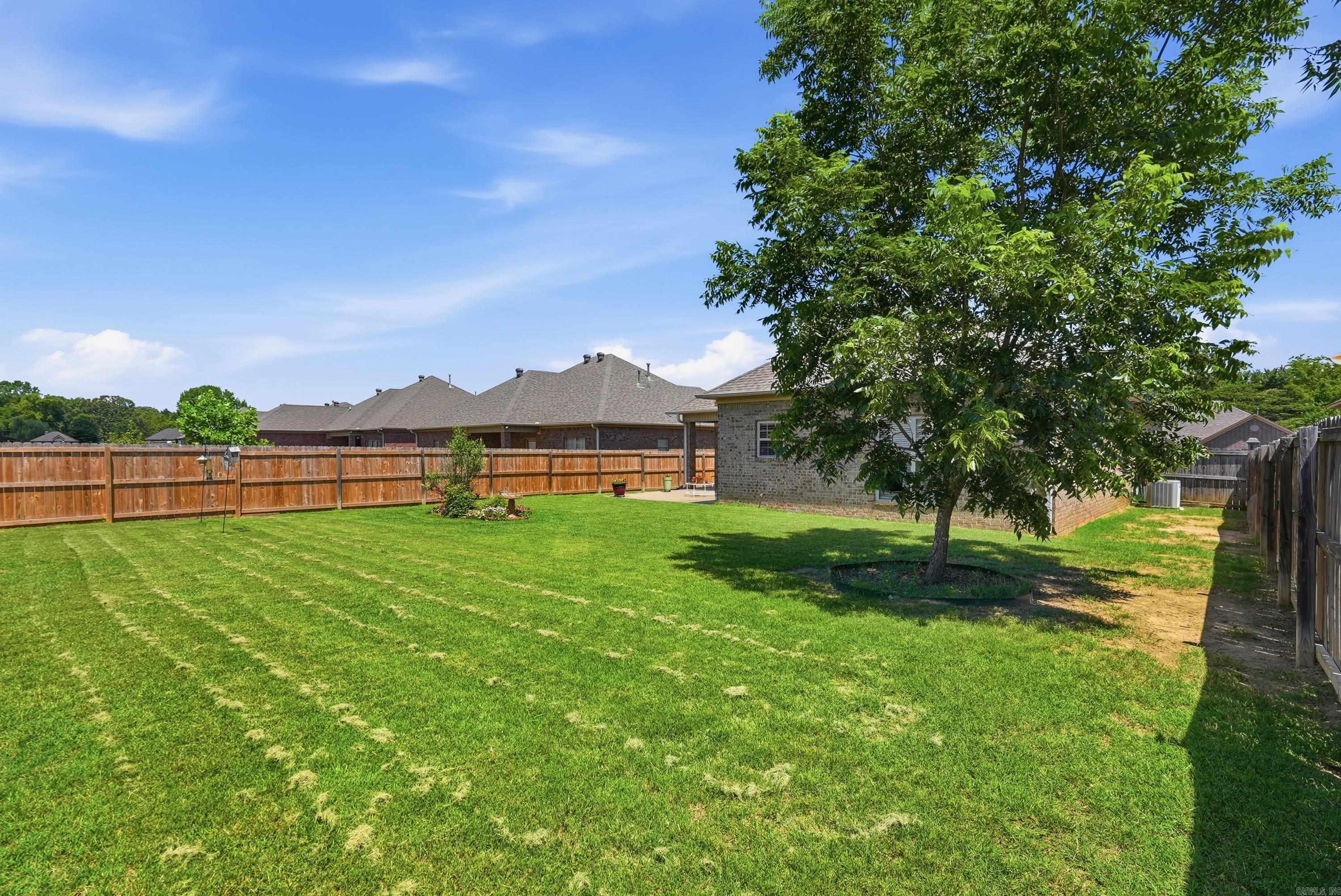 OAK TREE SUB - Residential