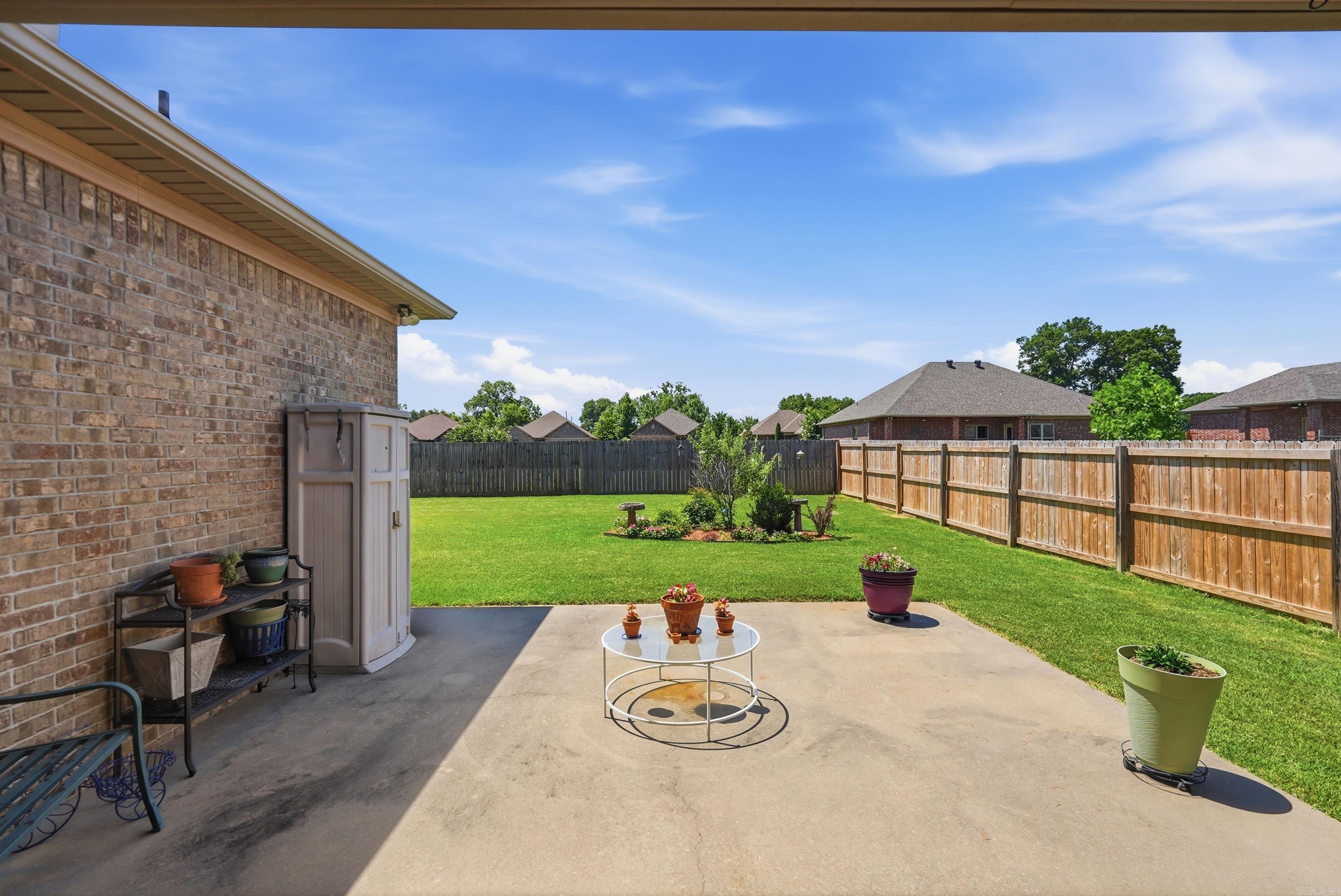 OAK TREE SUB - Residential