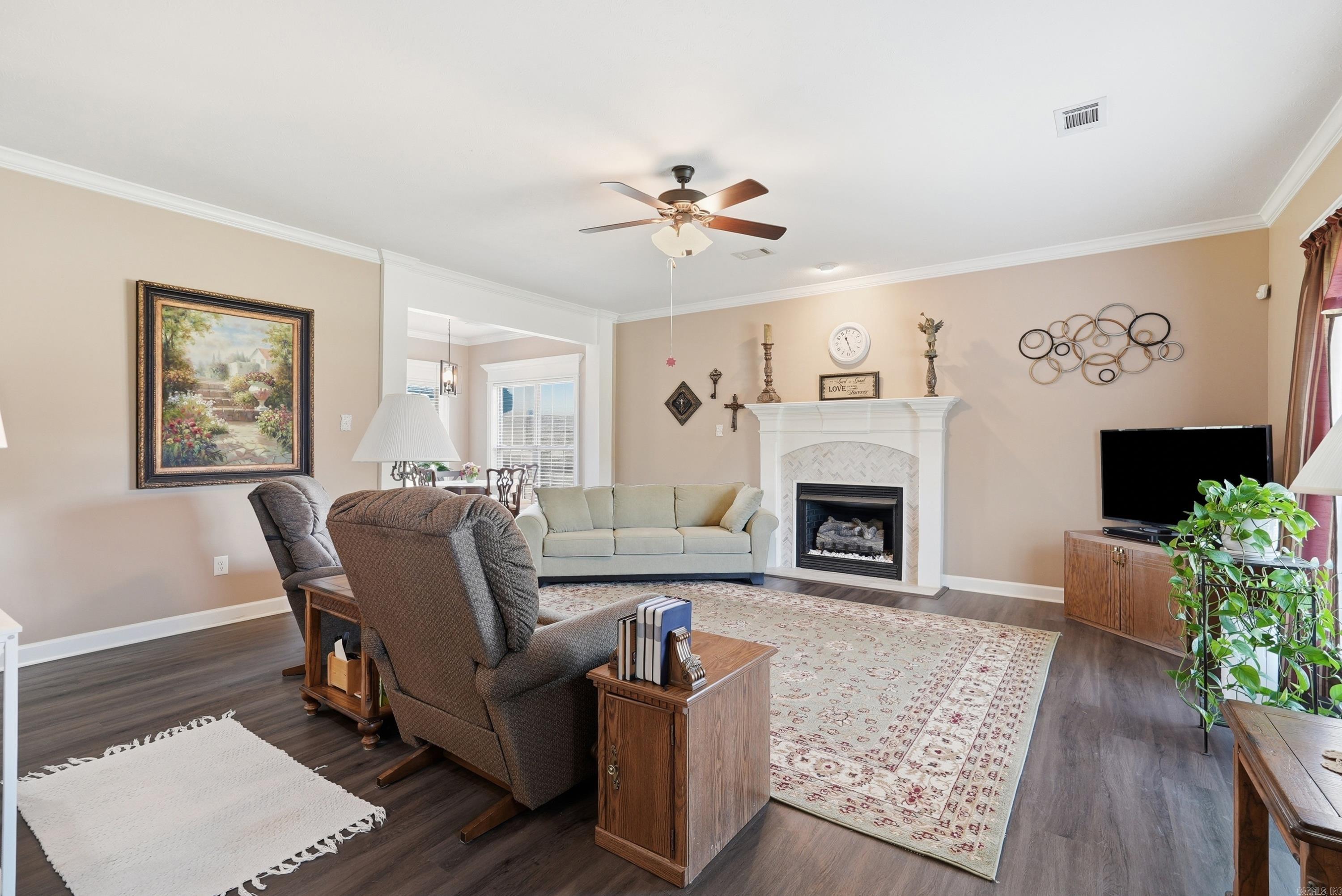 OAK TREE SUB - Residential