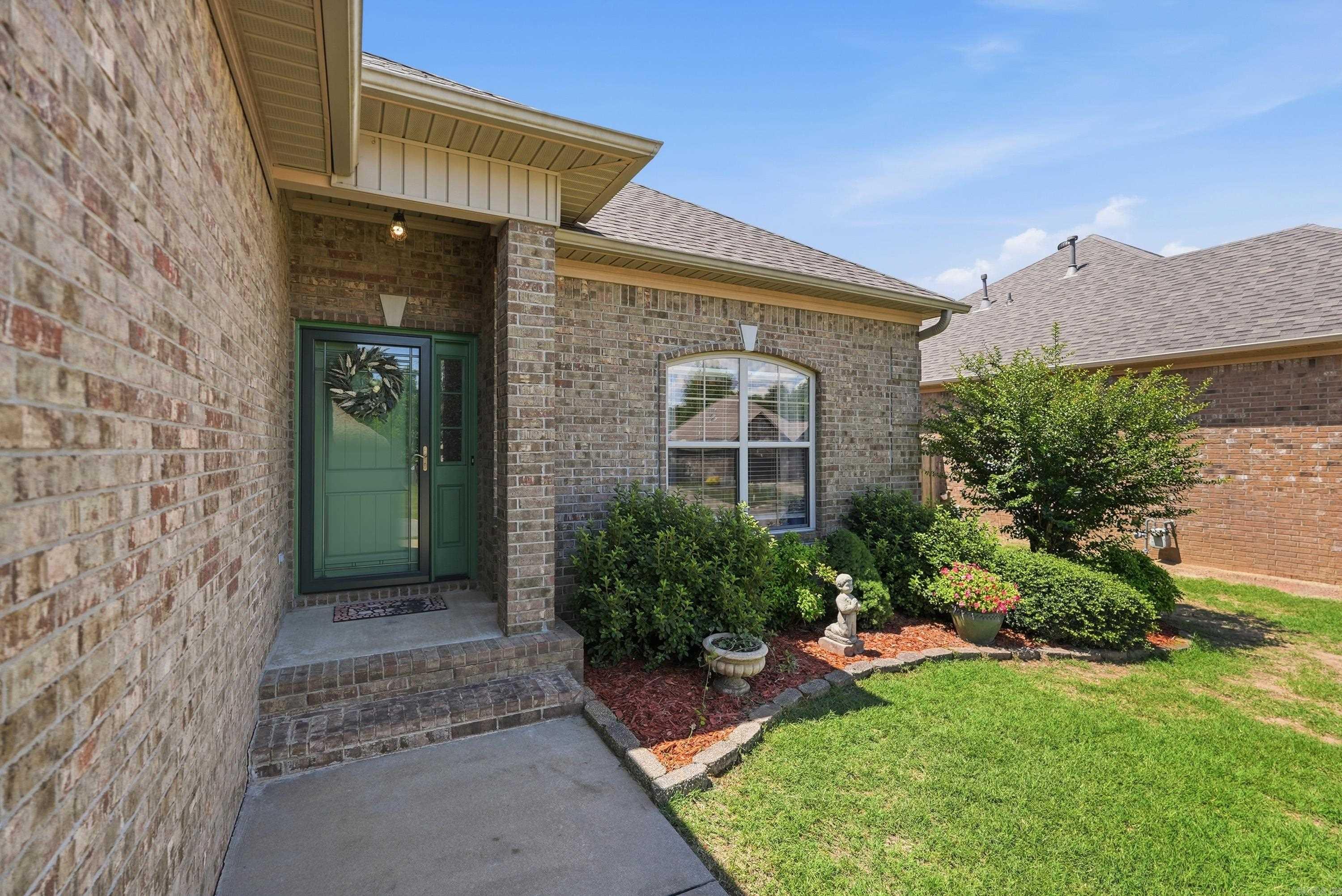 OAK TREE SUB - Residential