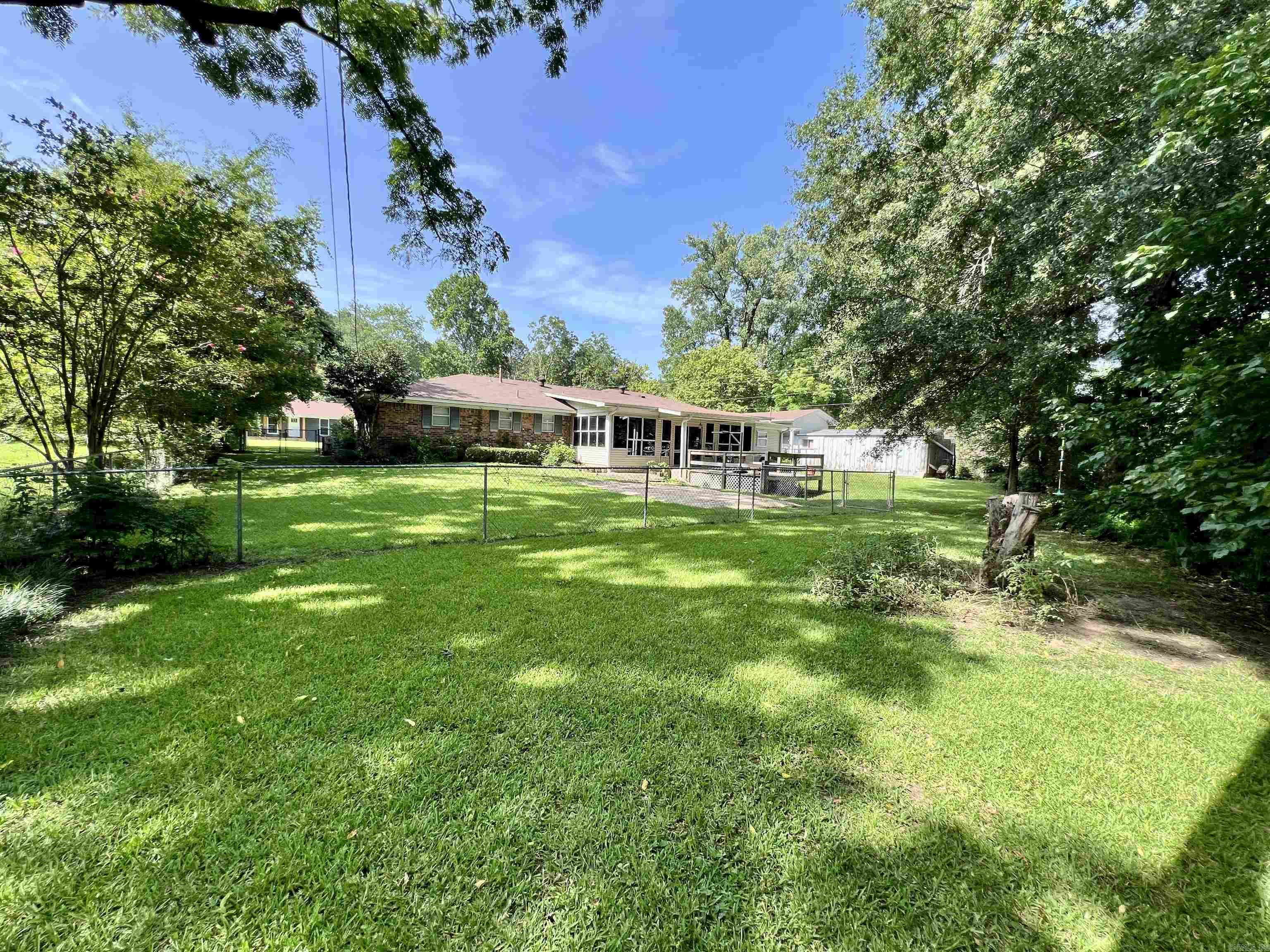 COUNTRY CLUB ADDN - Residential
