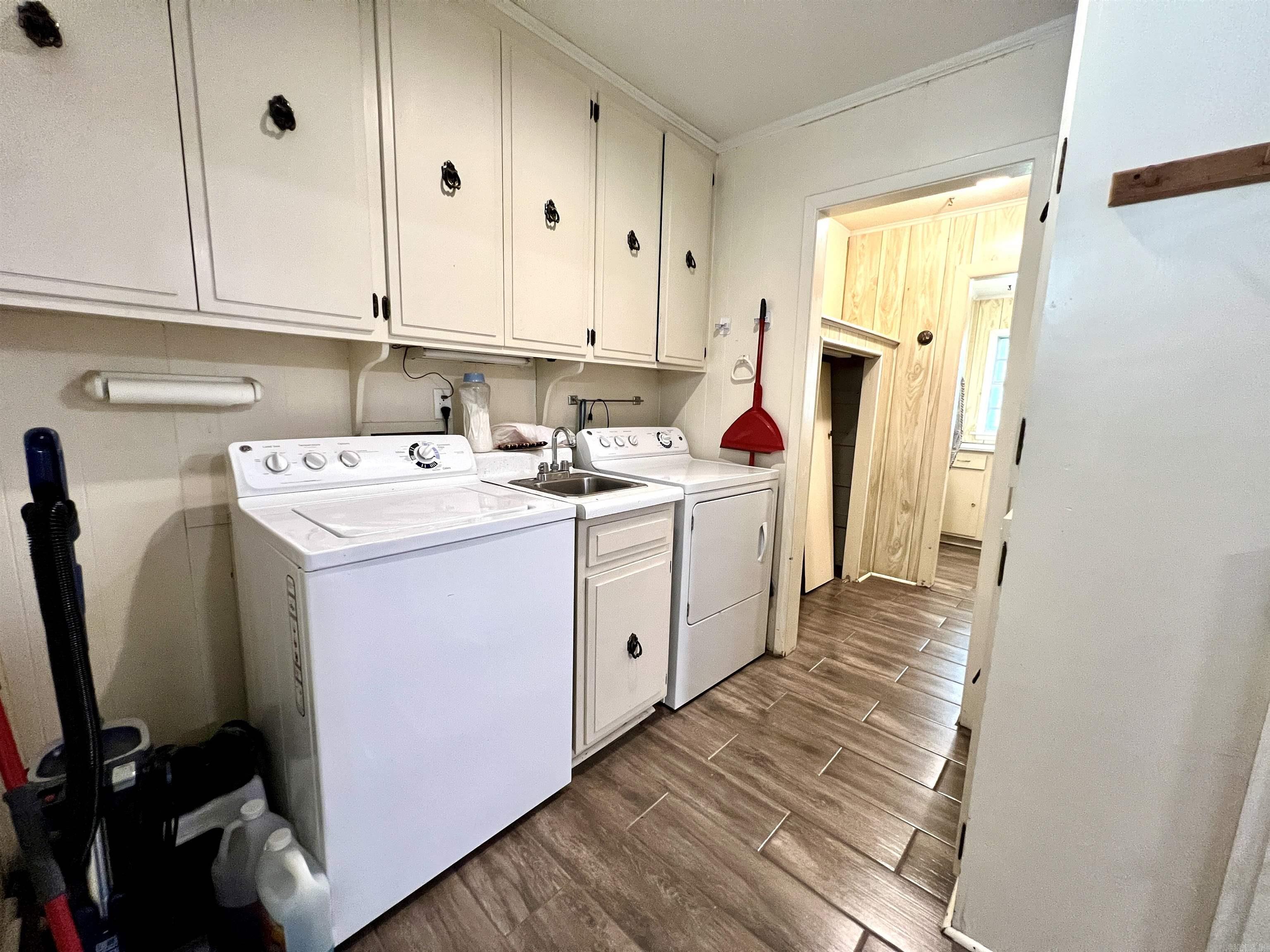 COUNTRY CLUB ADDN - Residential