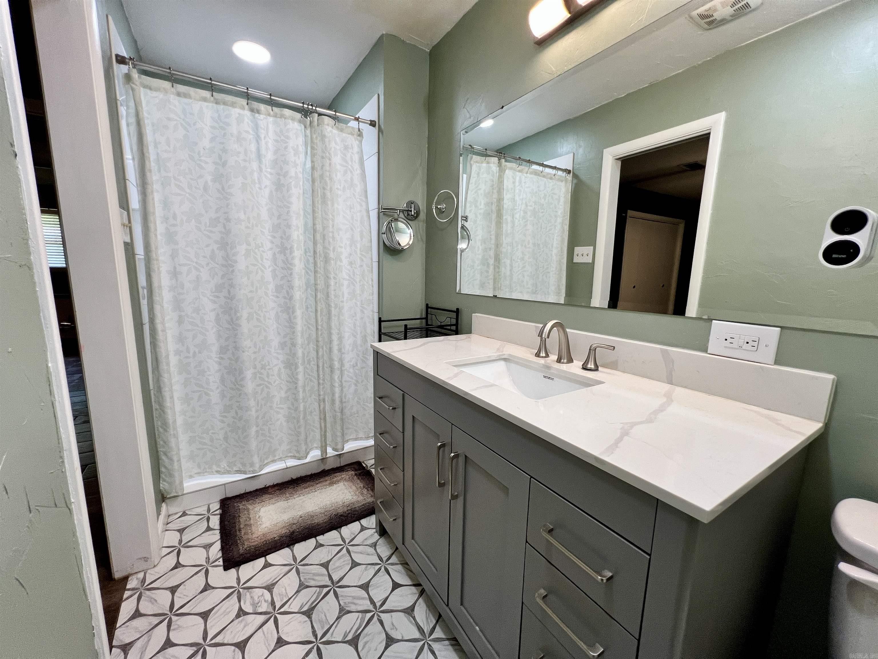 COUNTRY CLUB ADDN - Residential