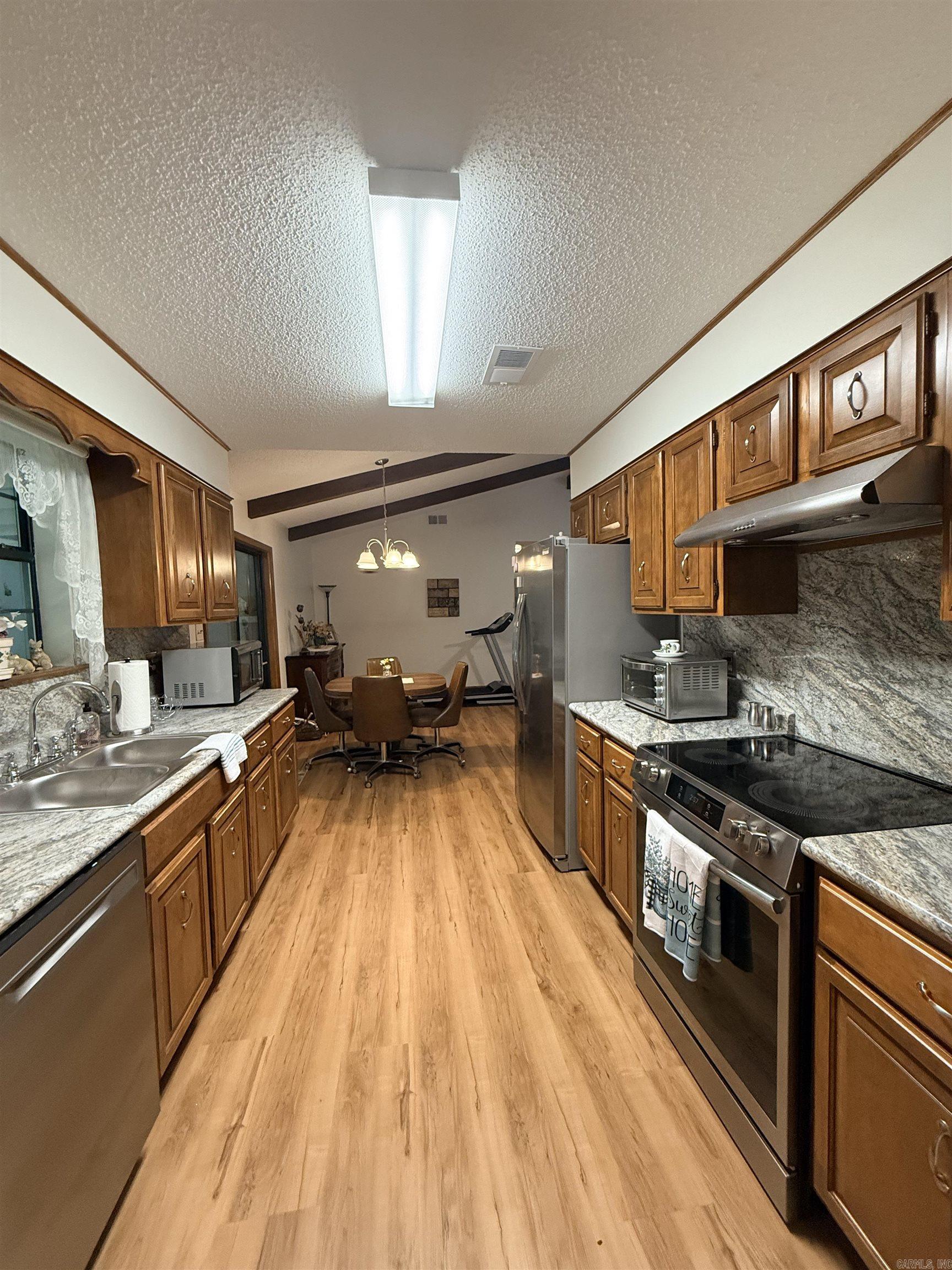 Maple Creek Farm - Residential