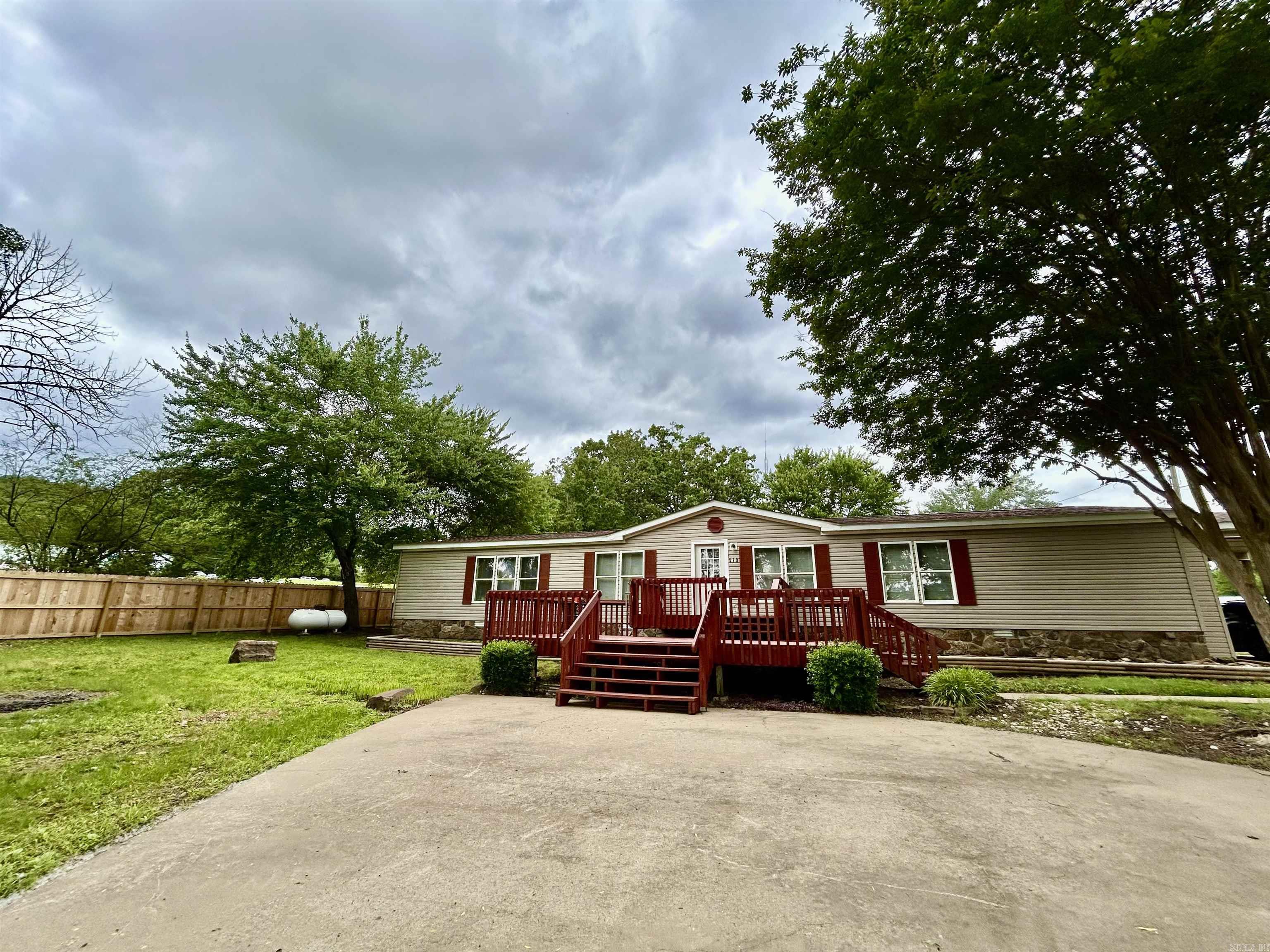 Clinton - Residential