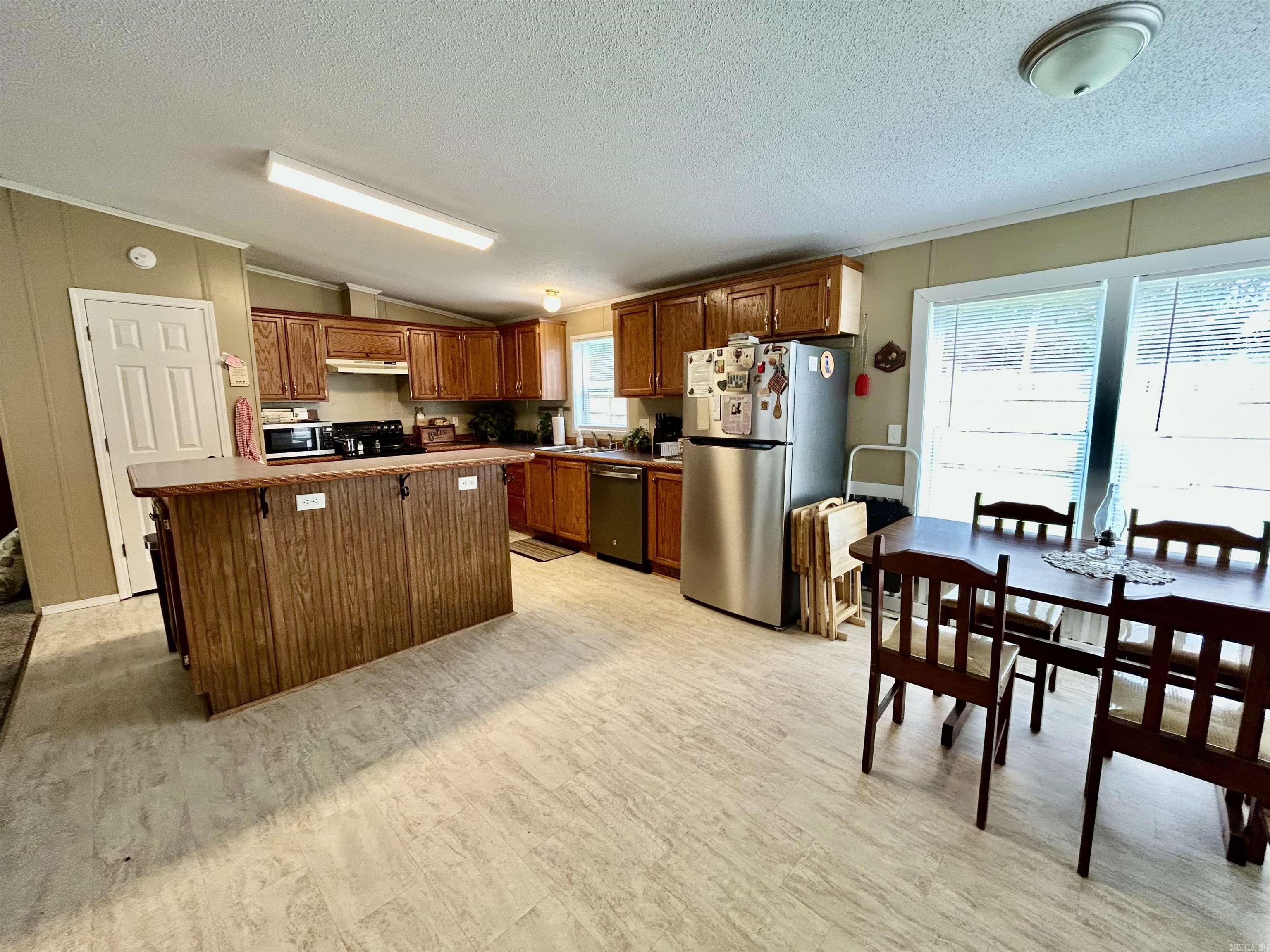 Clinton - Residential