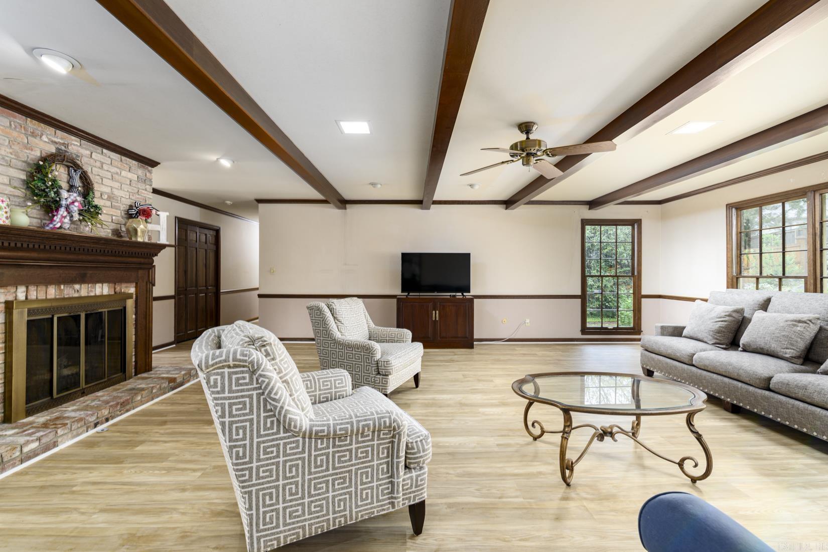 PLEASANT VALLEY - Residential