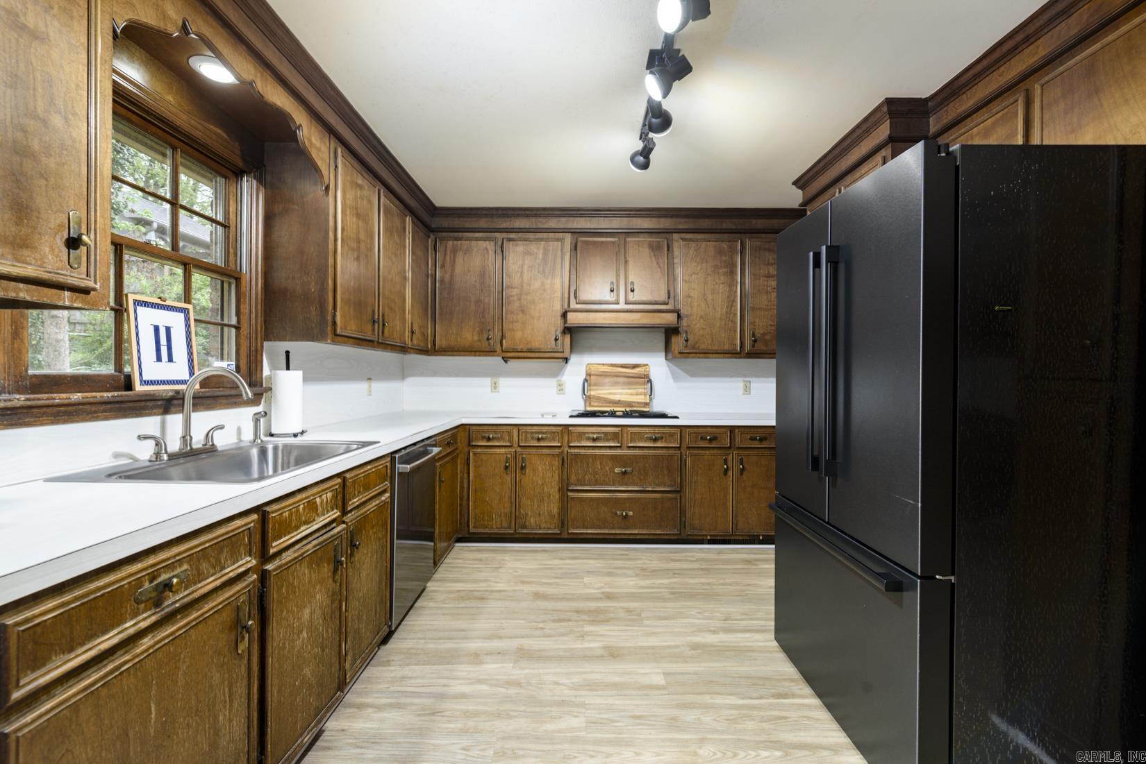 PLEASANT VALLEY - Residential