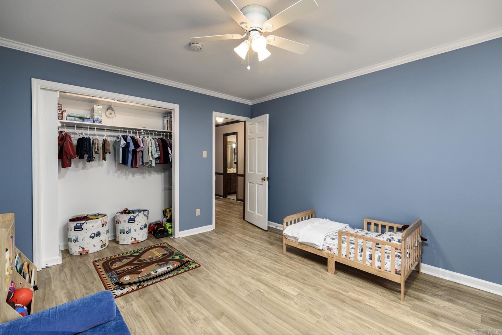 PLEASANT VALLEY - Residential