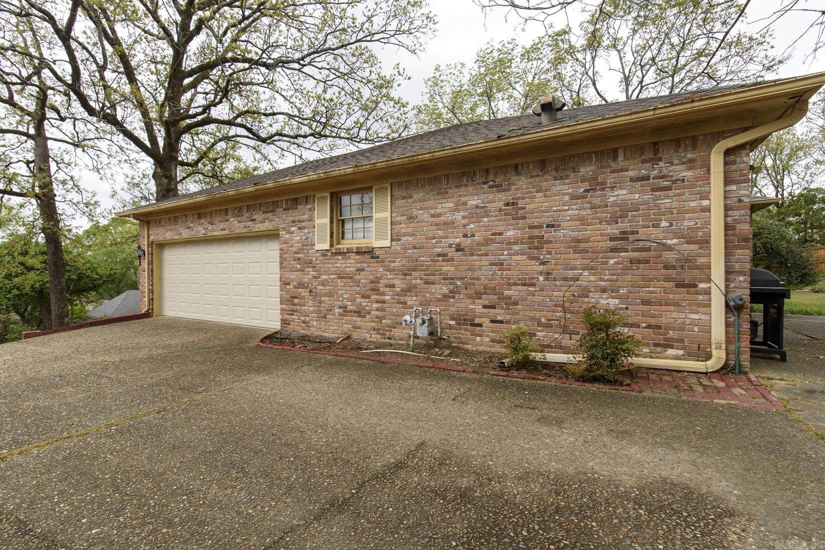 PLEASANT VALLEY - Residential