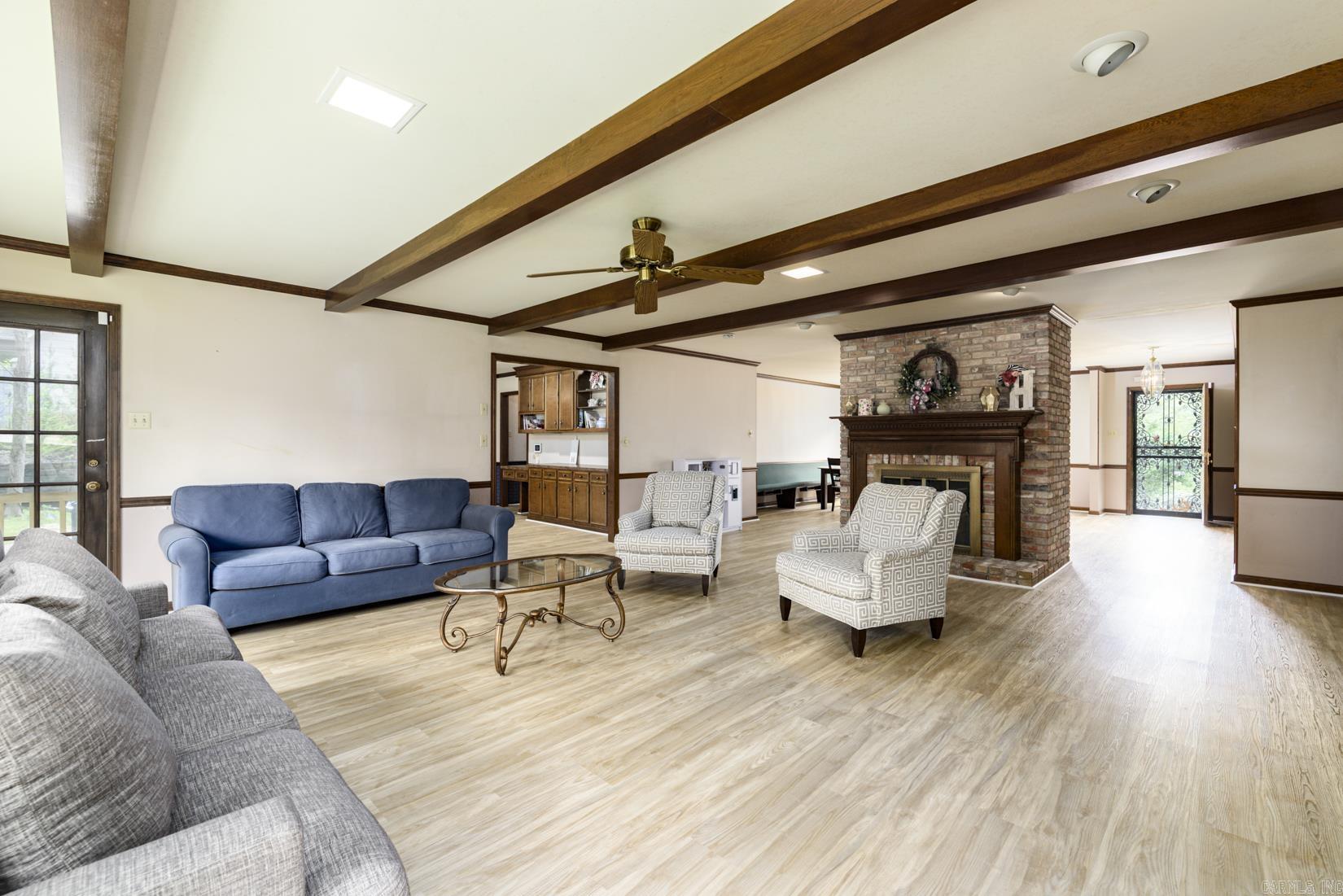 PLEASANT VALLEY - Residential