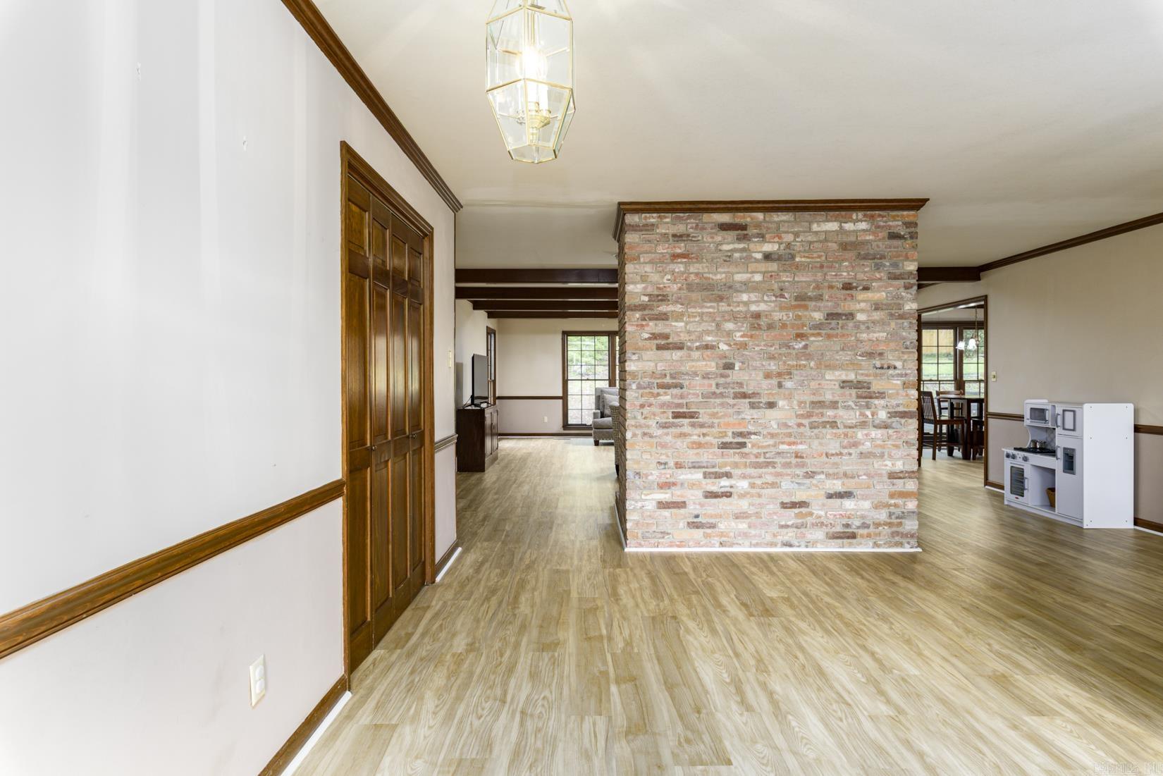 PLEASANT VALLEY - Residential
