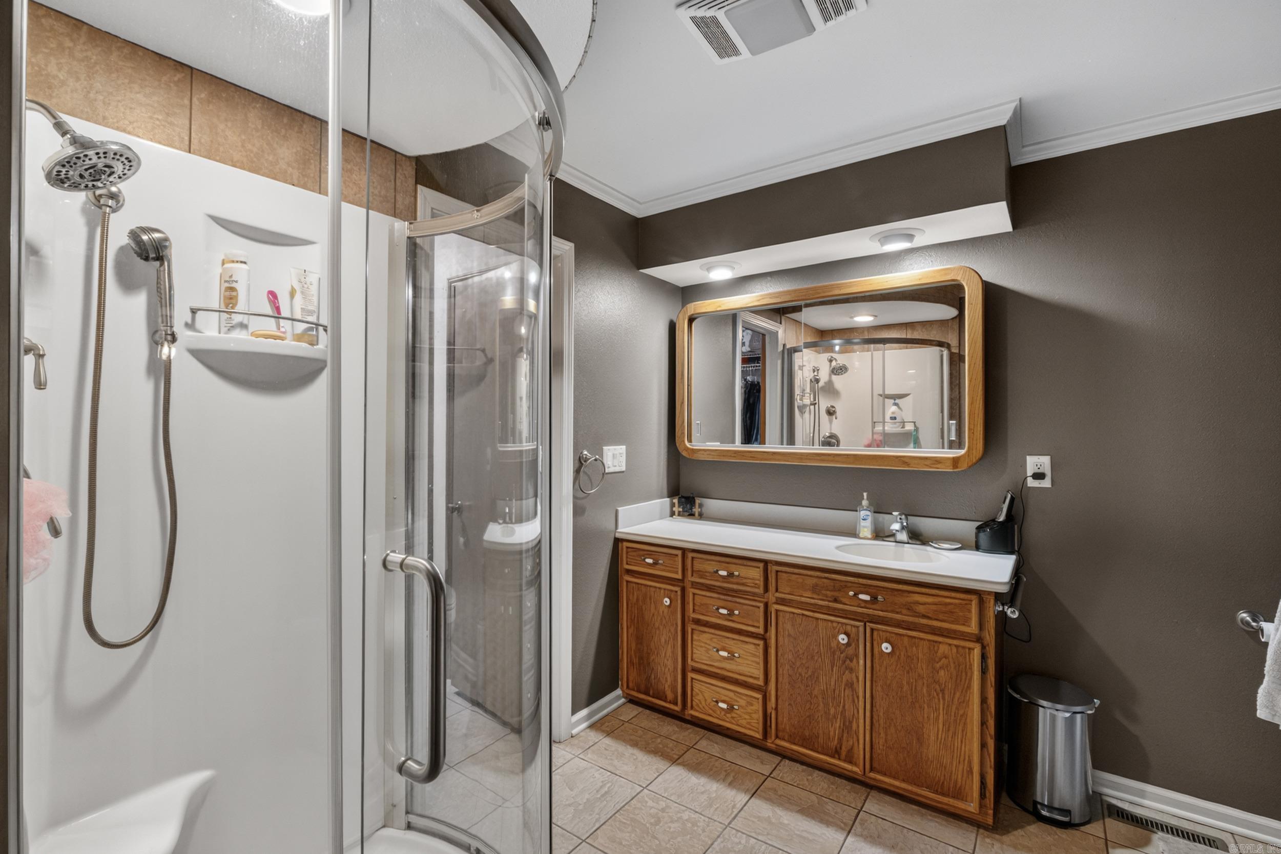 COUNTRY VALLEY ESTATES - Residential