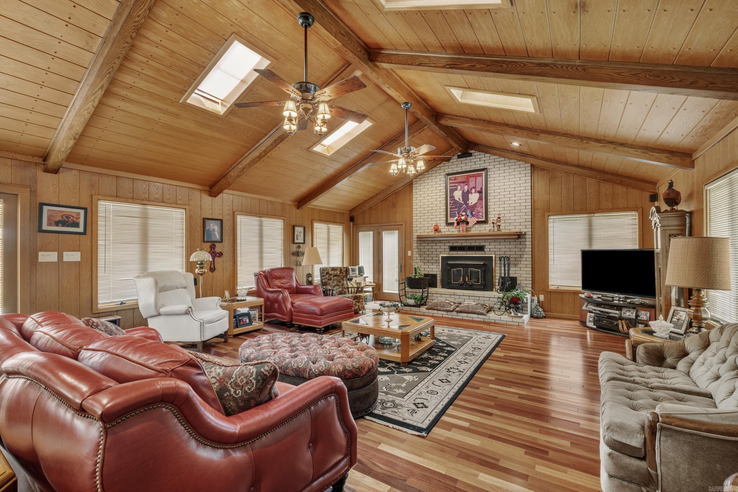 COUNTRY VALLEY ESTATES - Residential