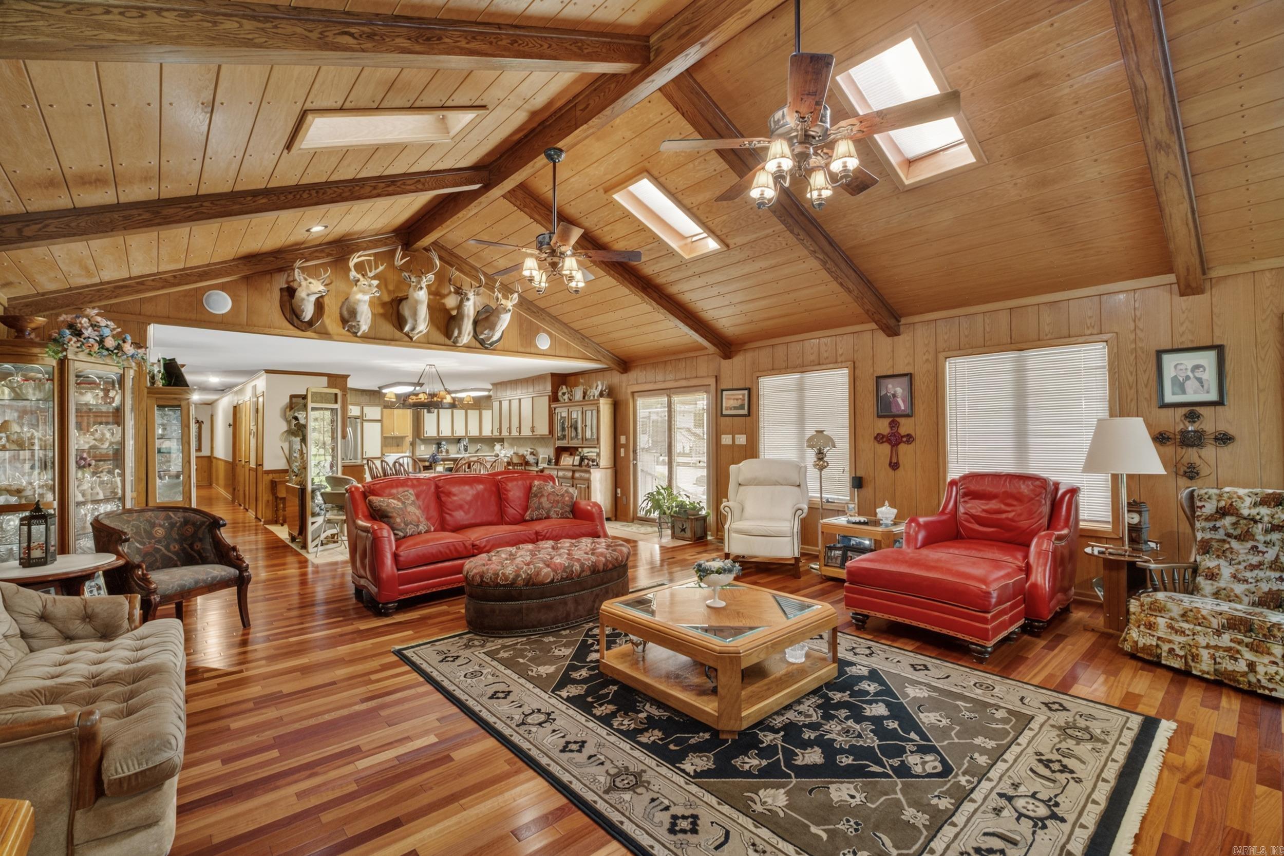 COUNTRY VALLEY ESTATES - Residential
